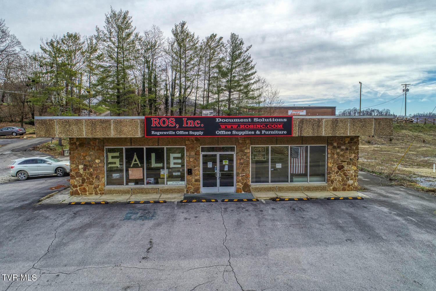 Photo of 5,400 sq ft, 0.46 ac commercial sale at 500 West Main Street