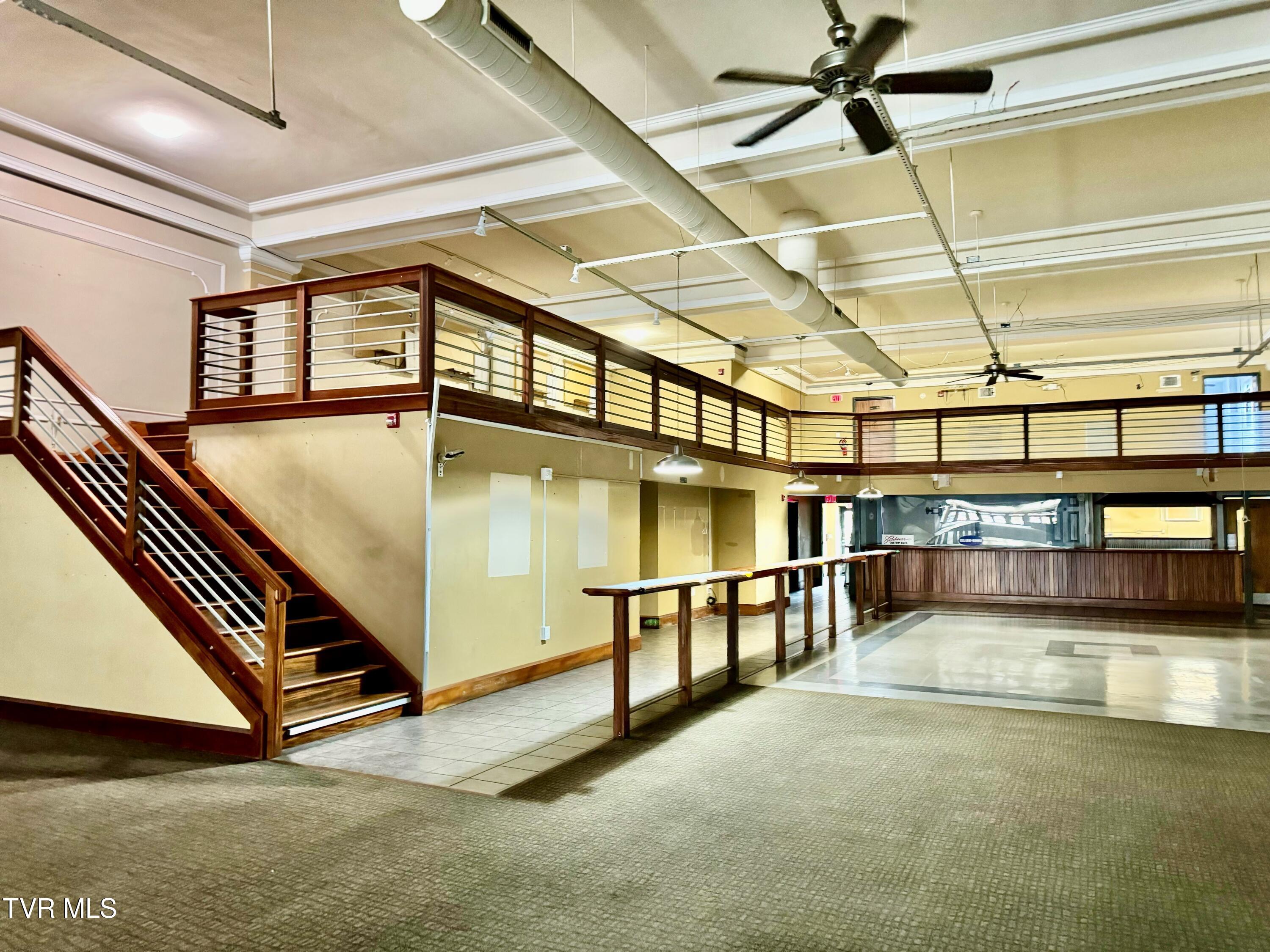 628 state st mezzanine