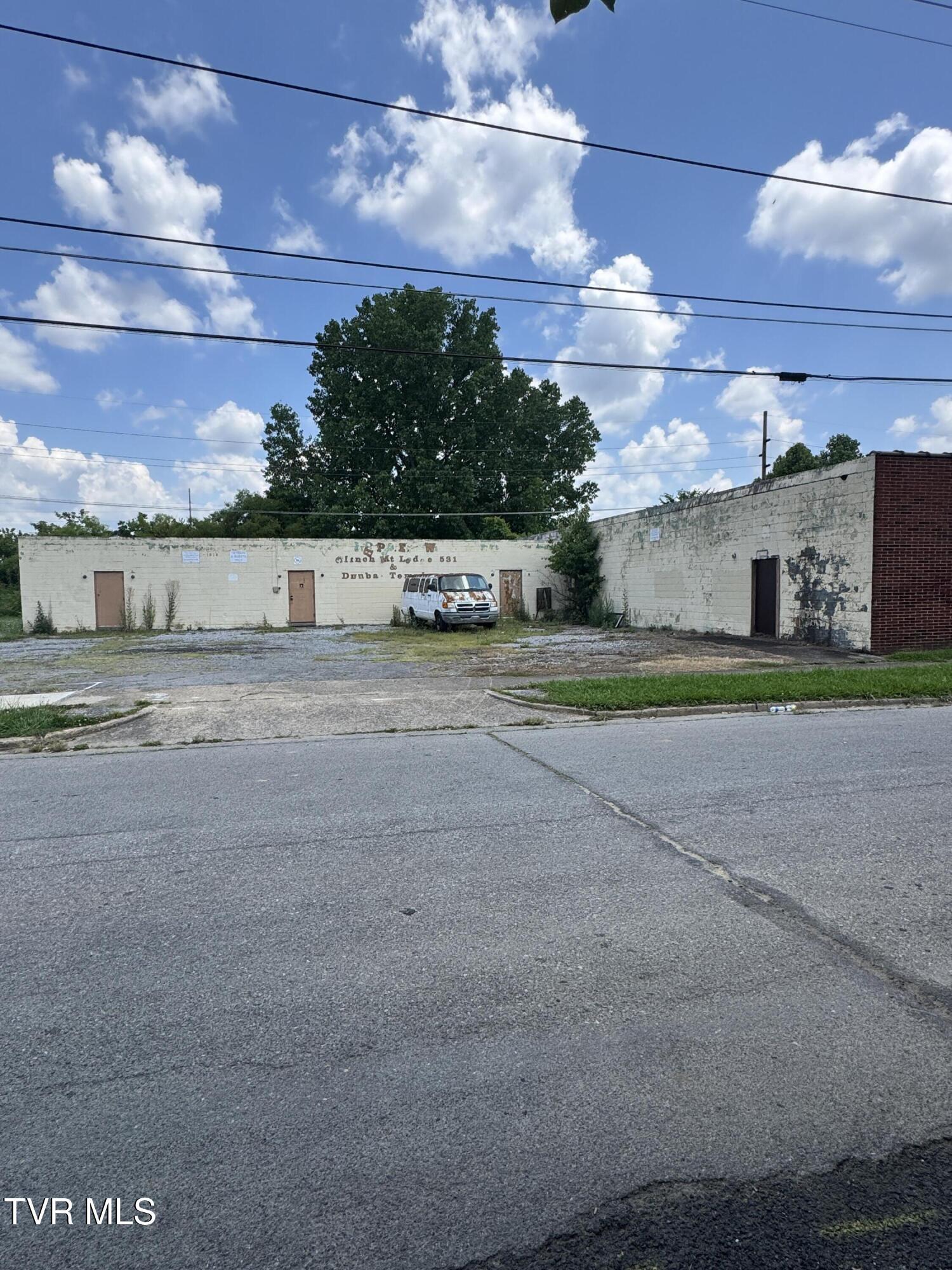Photo of 2,450 sq ft commercial sale at 1018 Martin Luther King Jr. Drive