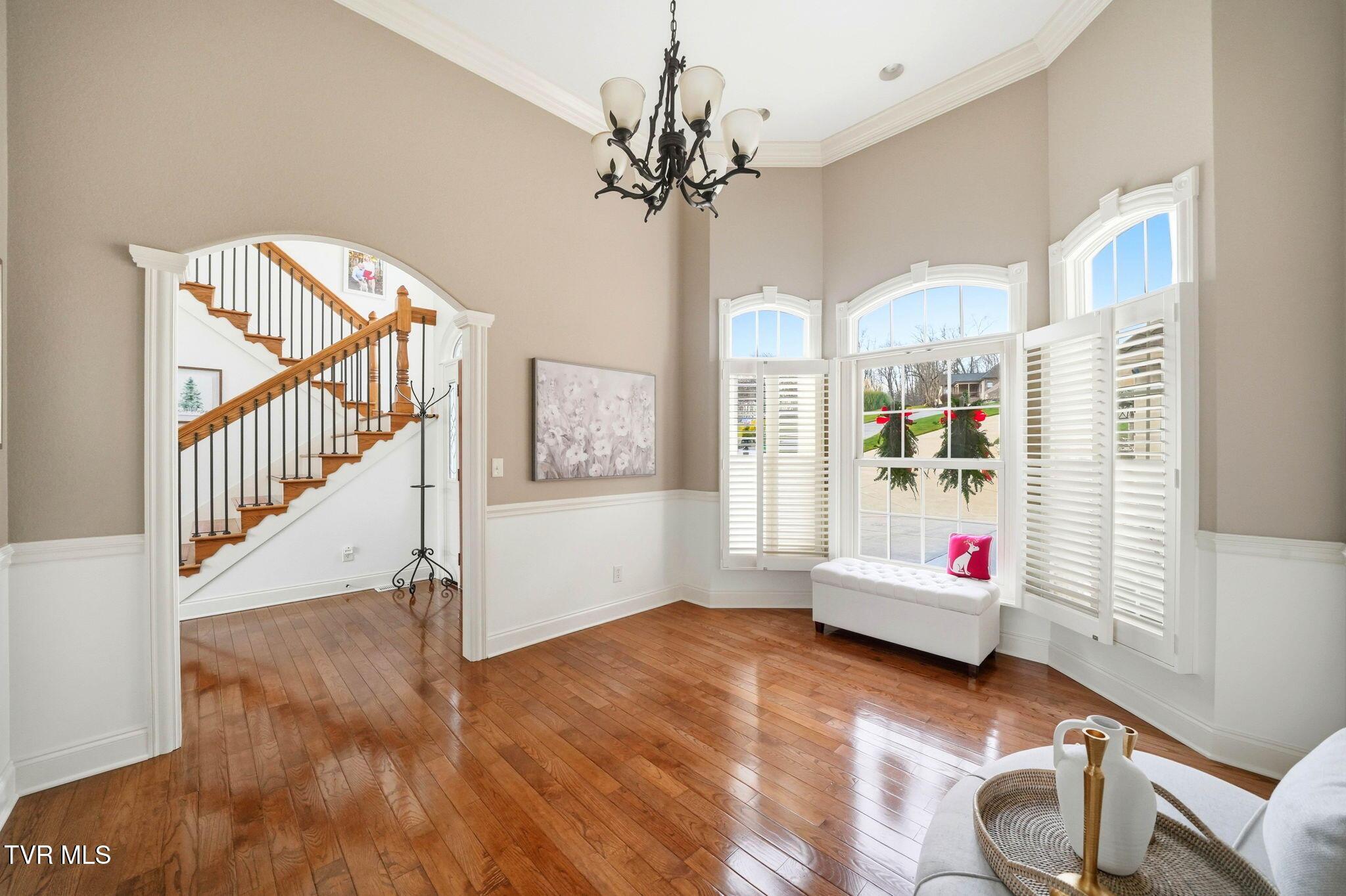 8-web-or-mls-8 lake harbor-8