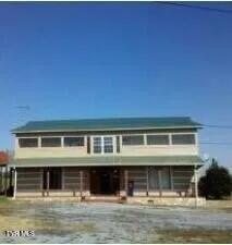 Photo of 1,984 sq ft, 0.67 ac commercial sale at 90 Mcintosh Lane