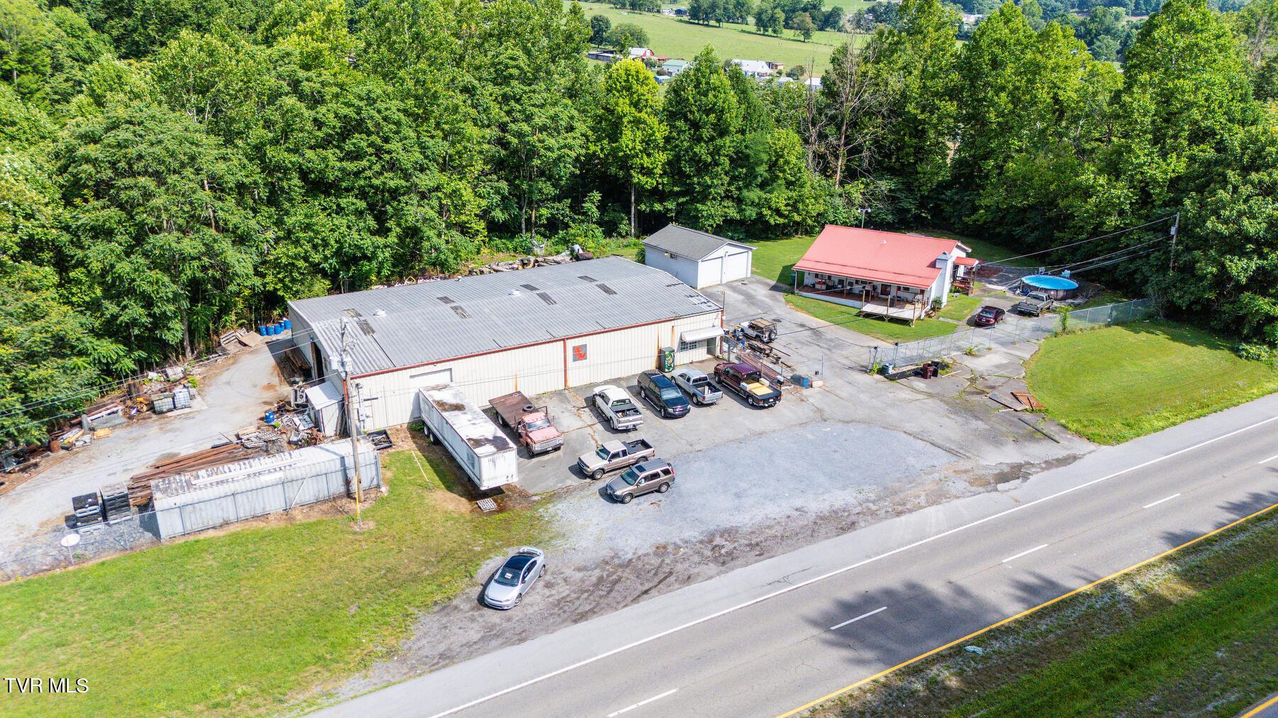 Photo of 7,640 sq ft, 2.41 ac commercial sale at 5560 Highway 19-E