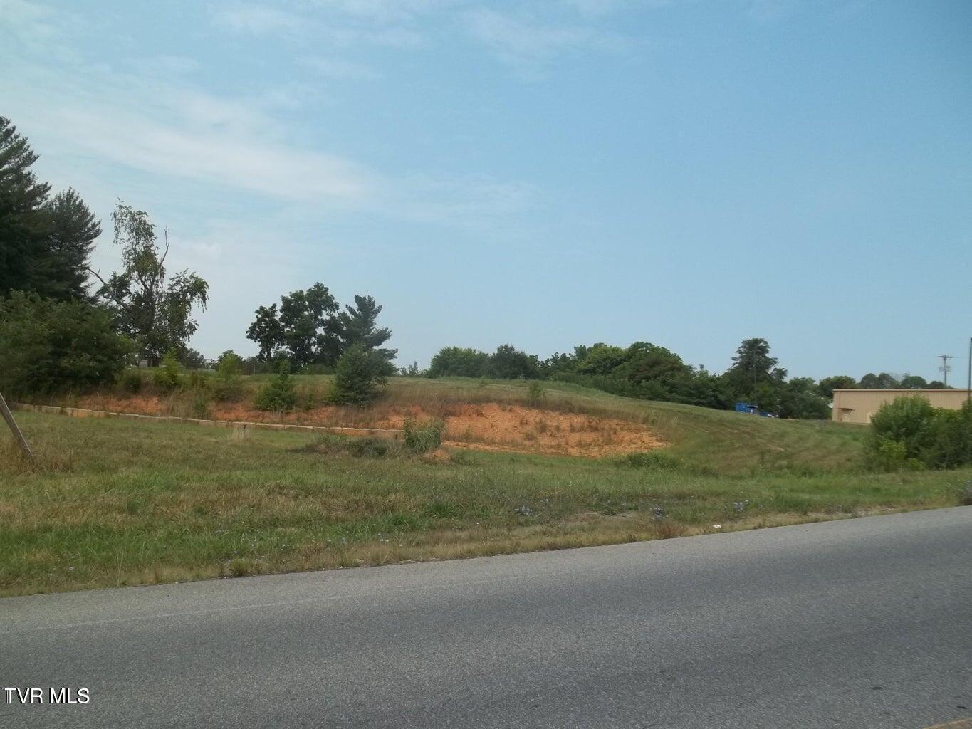 Photo of 3 ac land at 220 Silver Lake Road