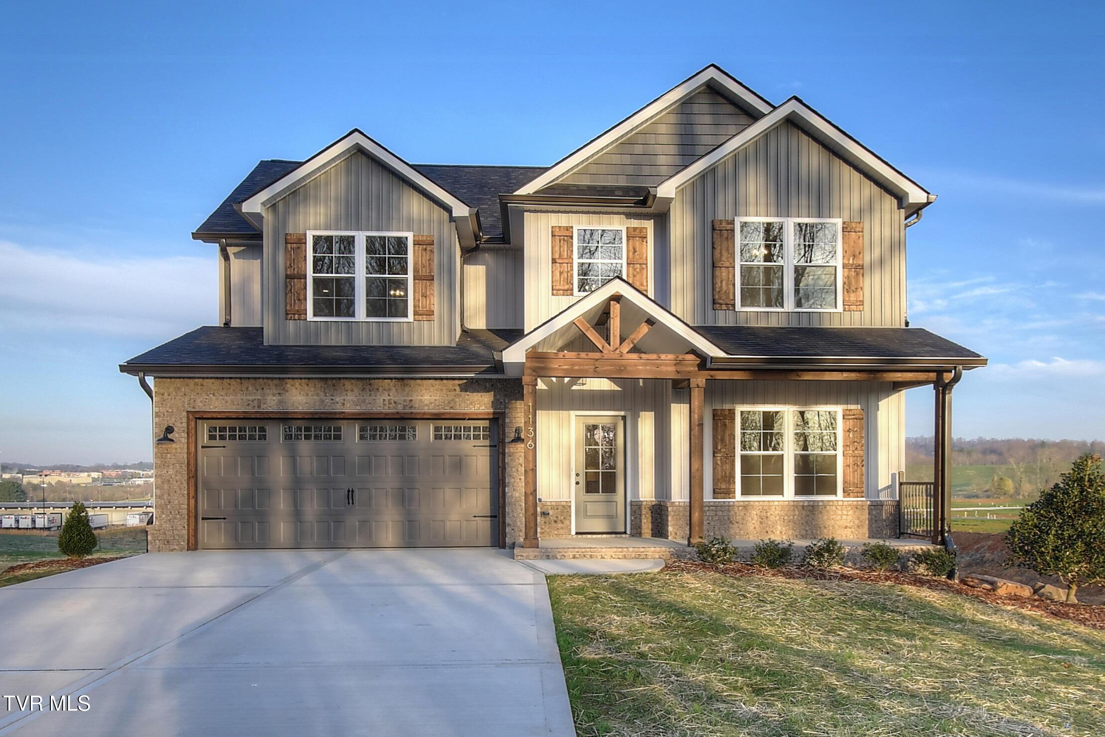 Photo of 4 bed, 3 bath, 2,522 sq ft single family residence at 1136 Hawley Road