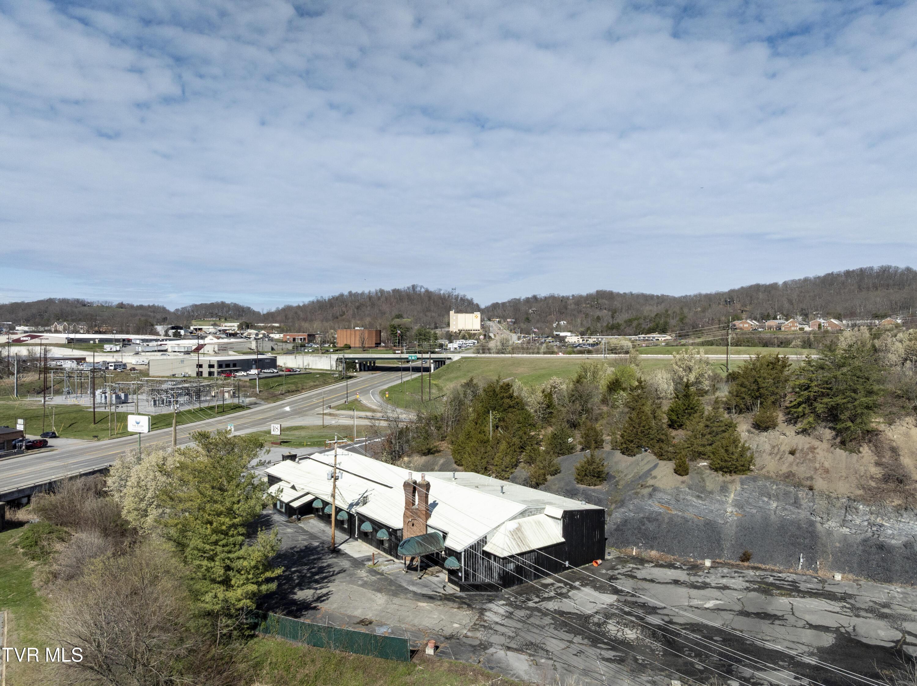 RoanSt-Aerials-5