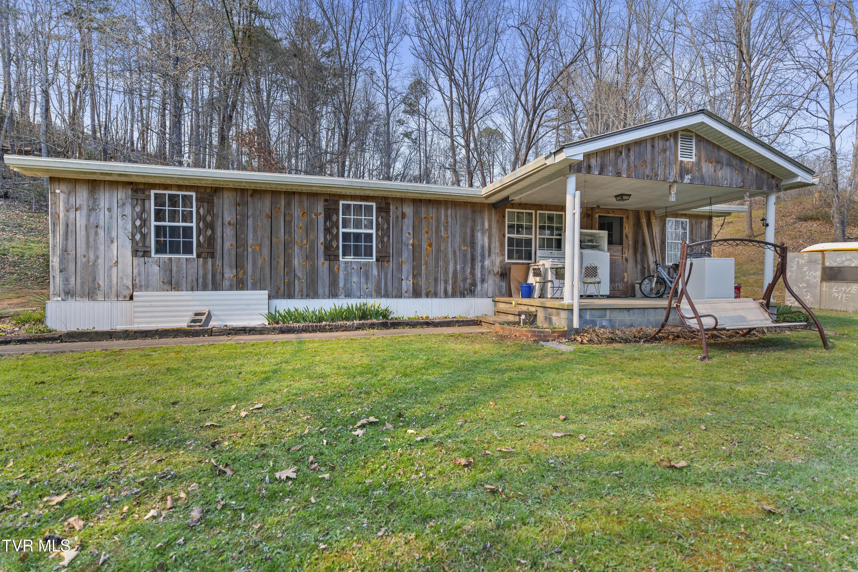 Photo of 2 bed, 2 bath, 1,196 sq ft single family residence at 5710 Houston Valley Road