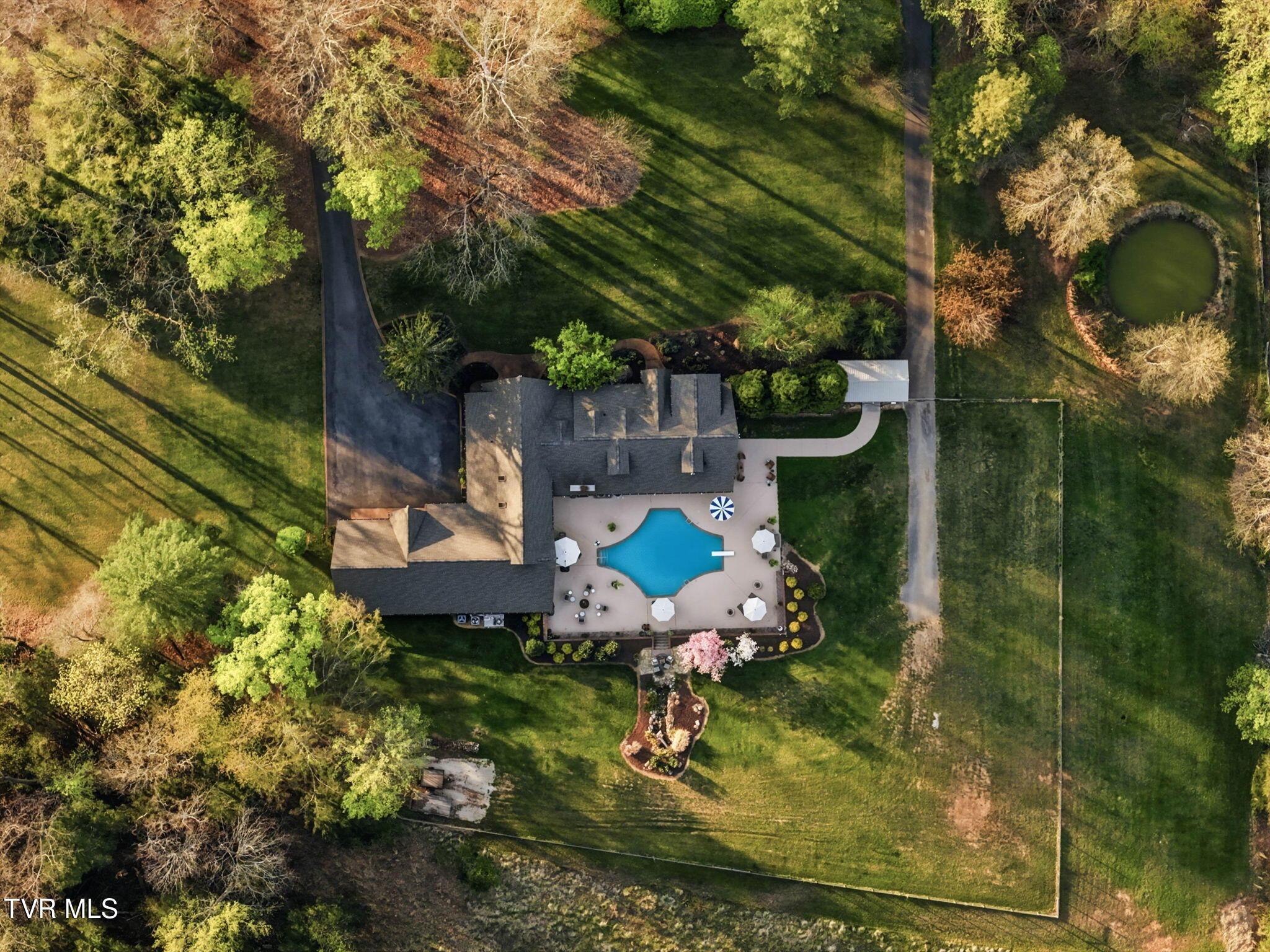 83-web-or-mls-4953 Weaver Pike-84