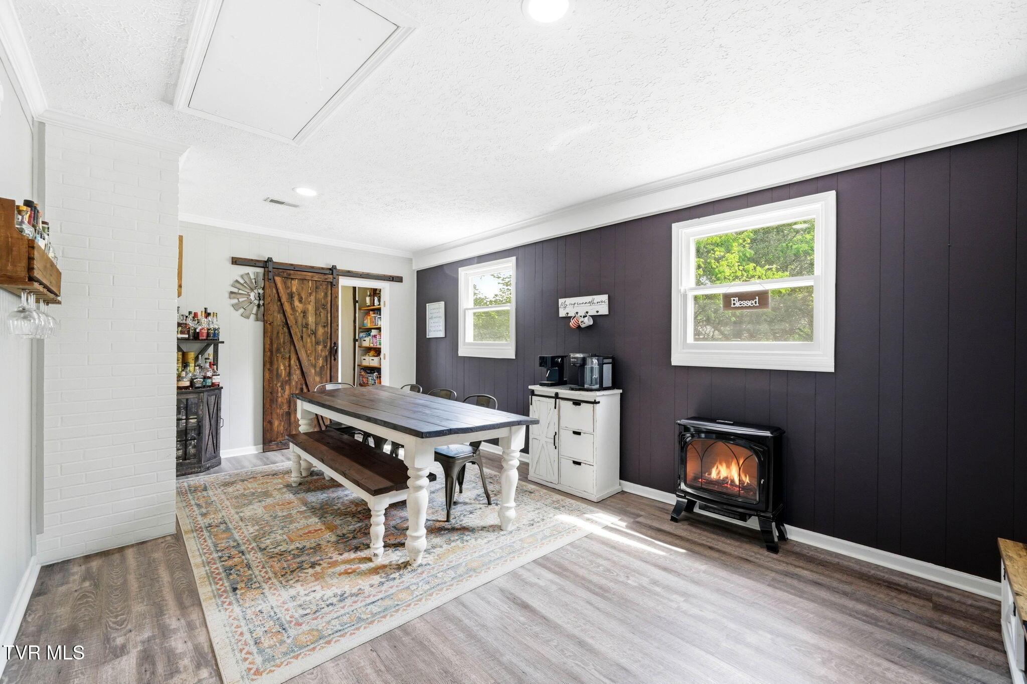2-web-or-mls-241 Summer Sound Rd-10