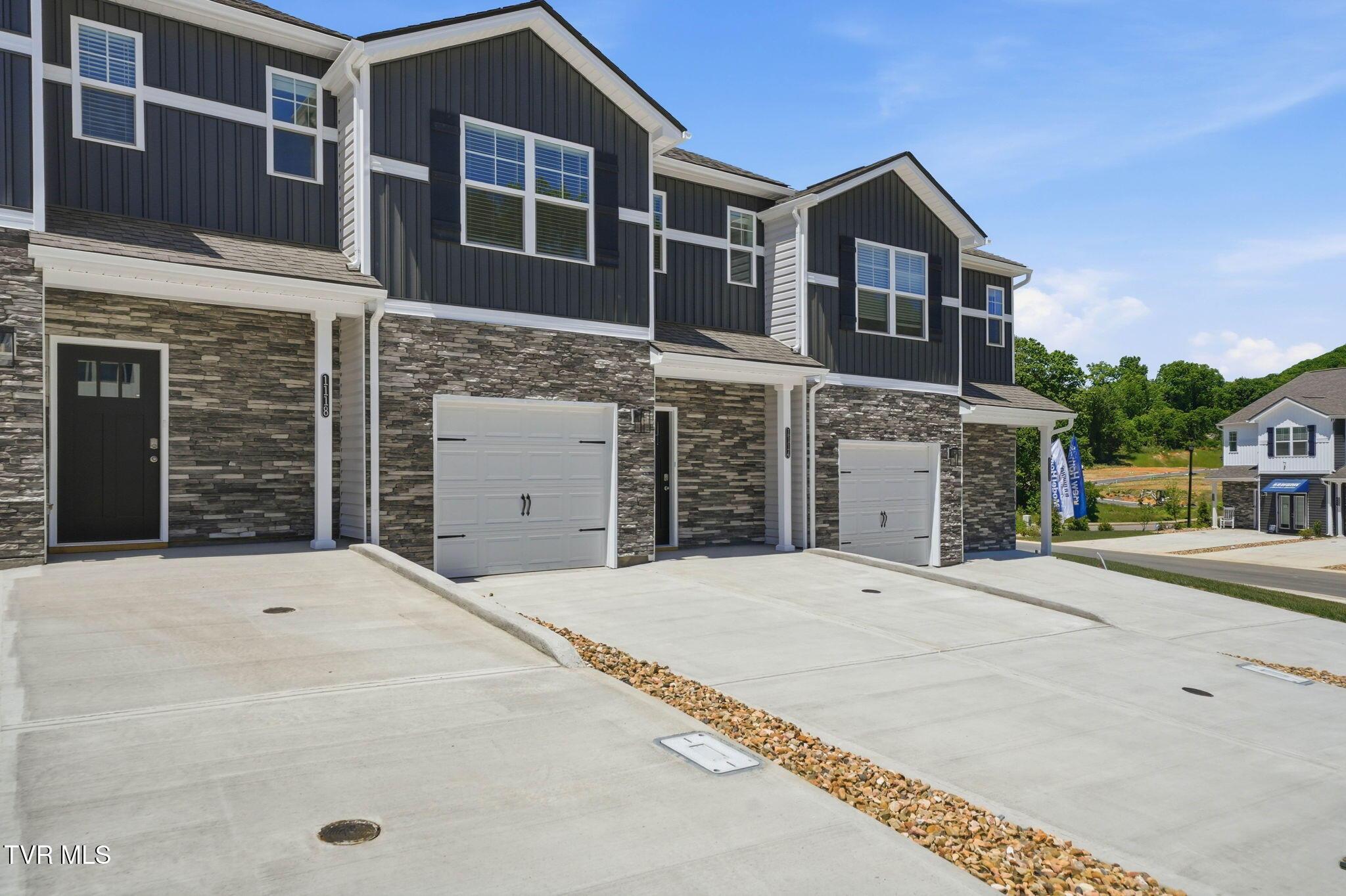 12-web-or-mls-1114 Wenna Wy-2