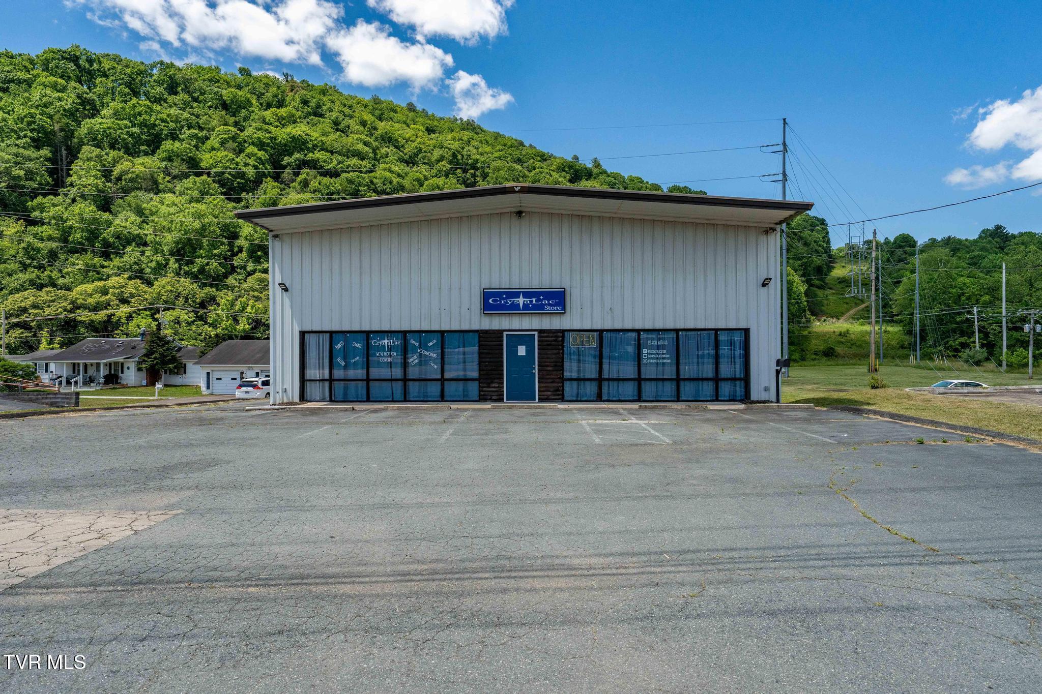 628 S Shady St (23 of 65)