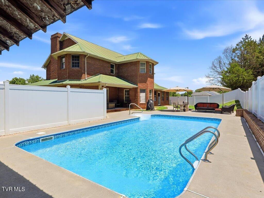 7531 W Pierce Dr - 2