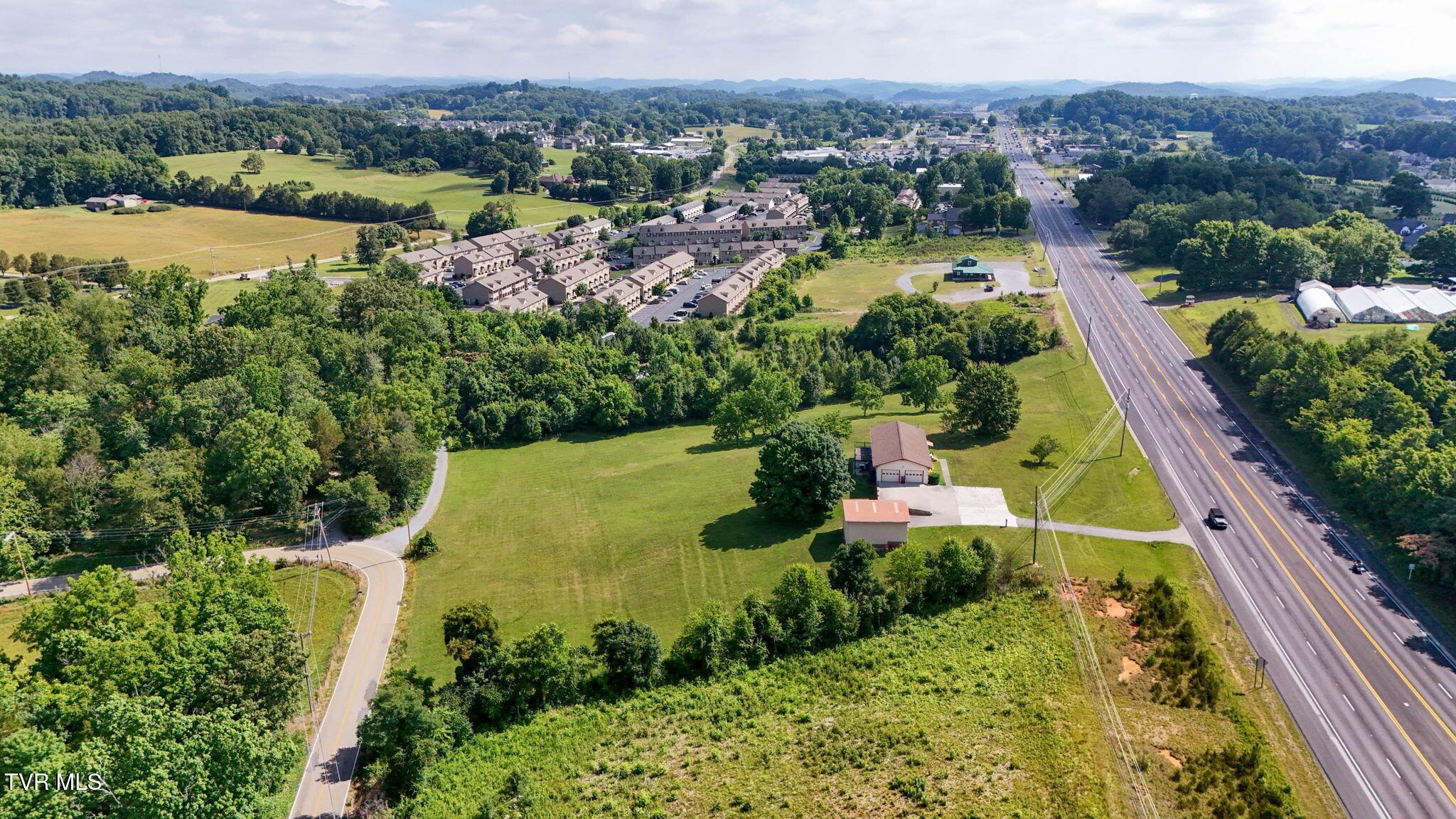 Photo of 2,301 sq ft, 3.50 ac commercial sale at 6089 Bristol Highway Highway