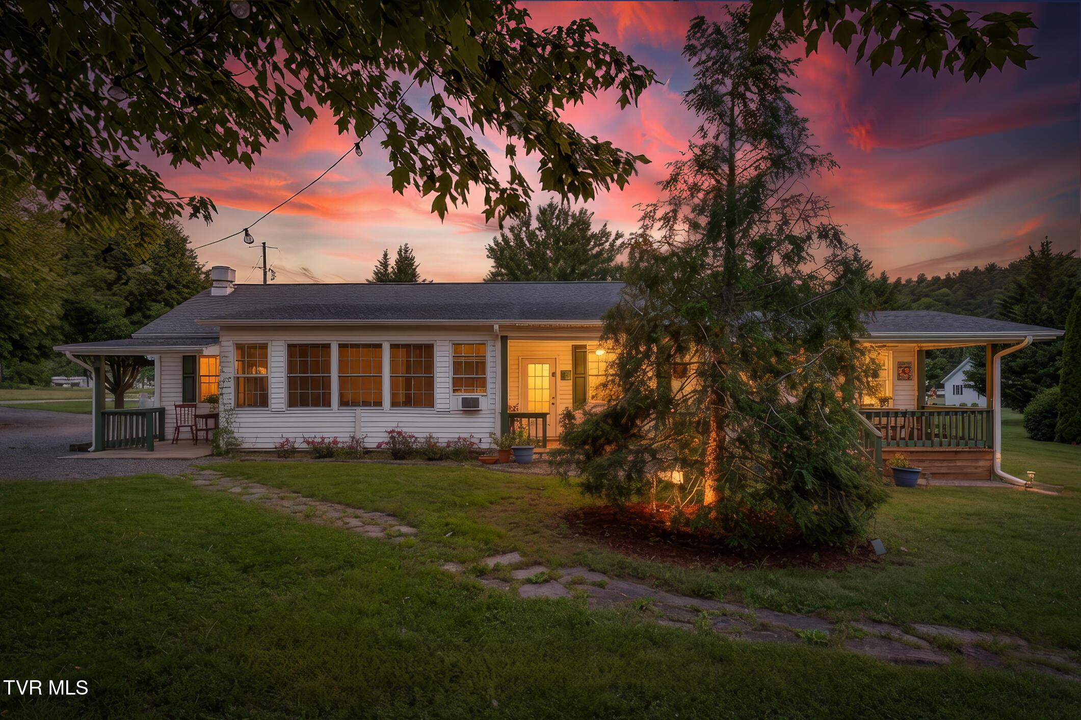 6811 Hwy 67W (1 of 171)