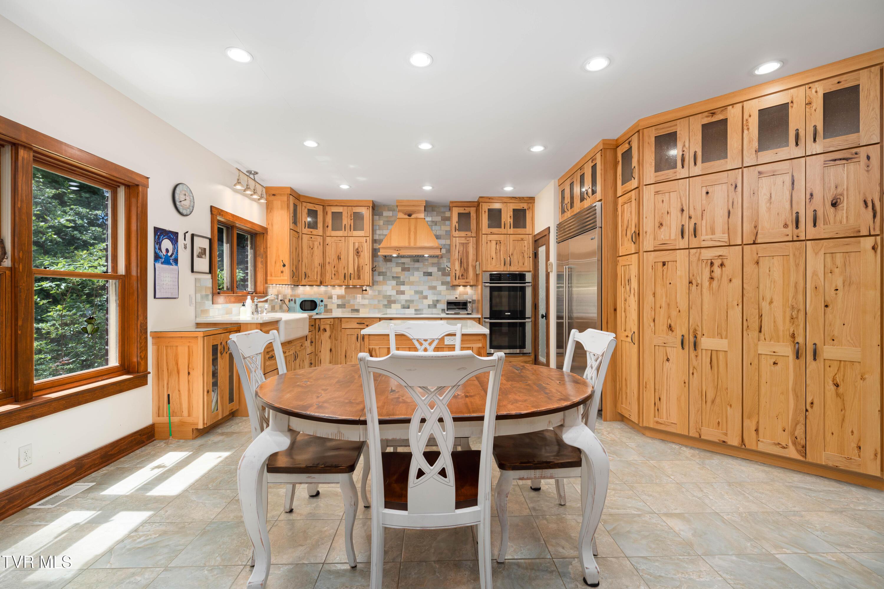 117 Toms Creek Drive (53 of 98)