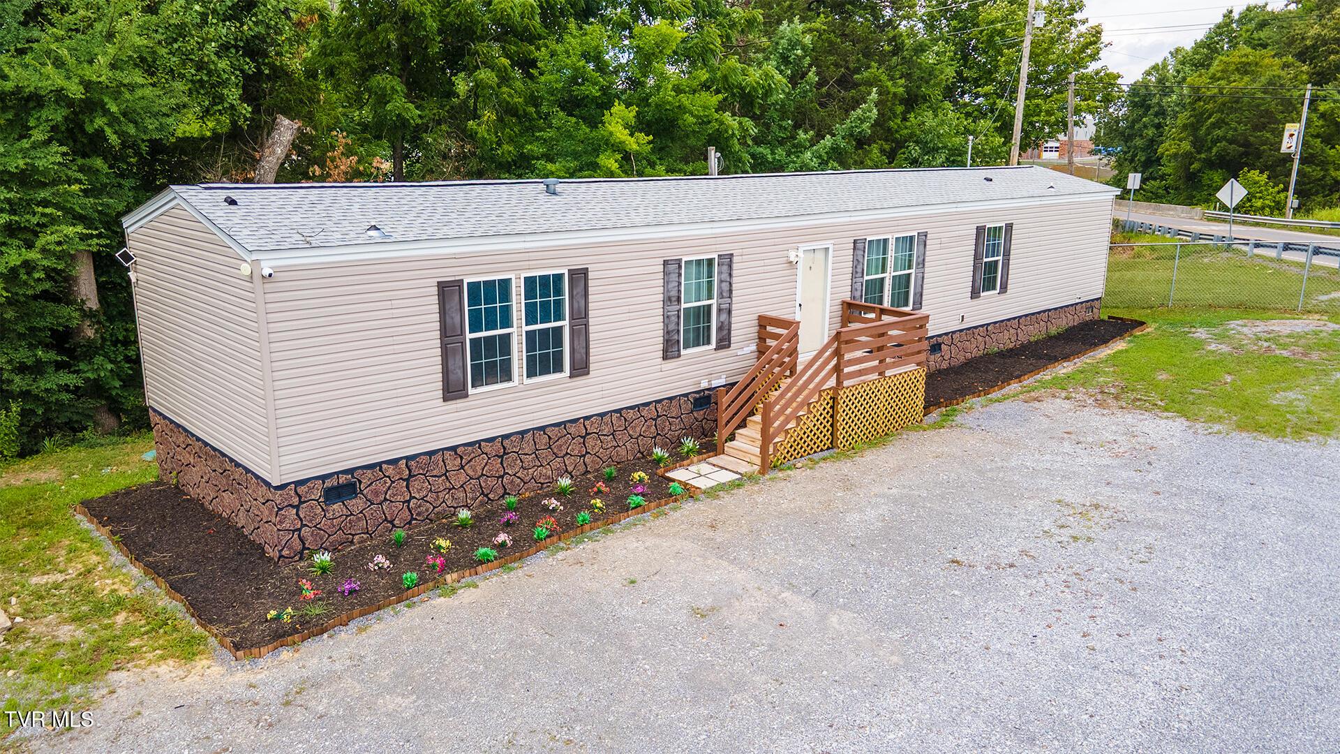 D Neas 624 Midway Road187