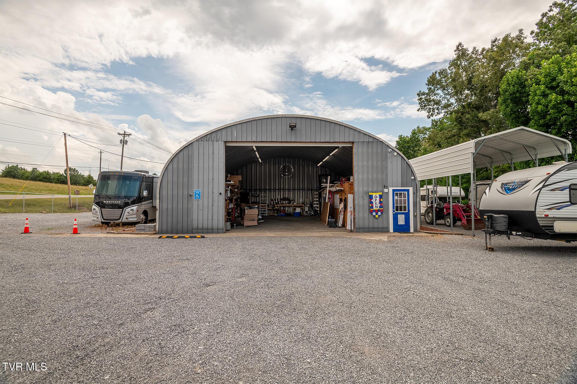 D Neas 624 Midway Road189