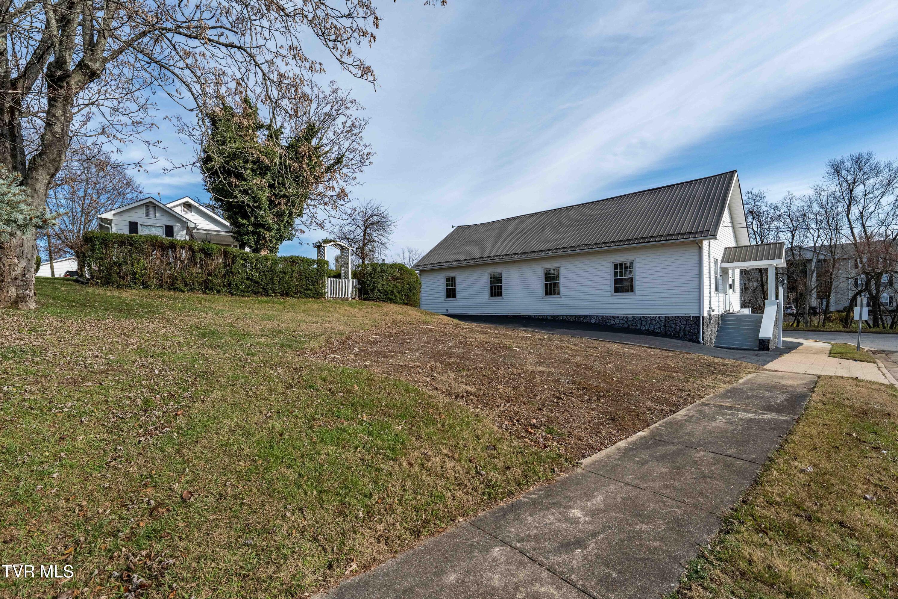 1025 Maple St (10 of 47)