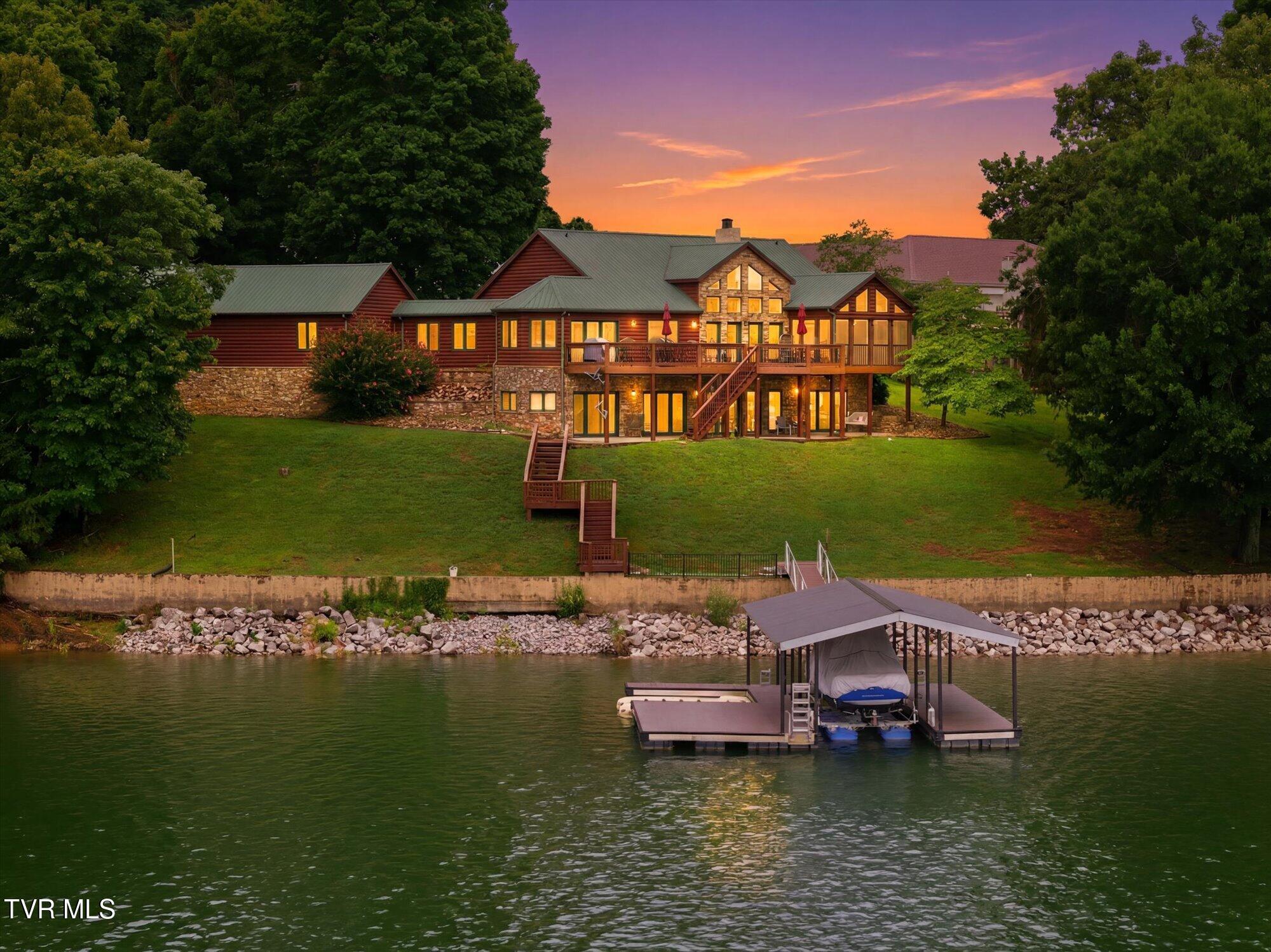 Photo of 2 bed, 4 bath, 4,480 sq ft single family residence at 2114 Bridge View Drive