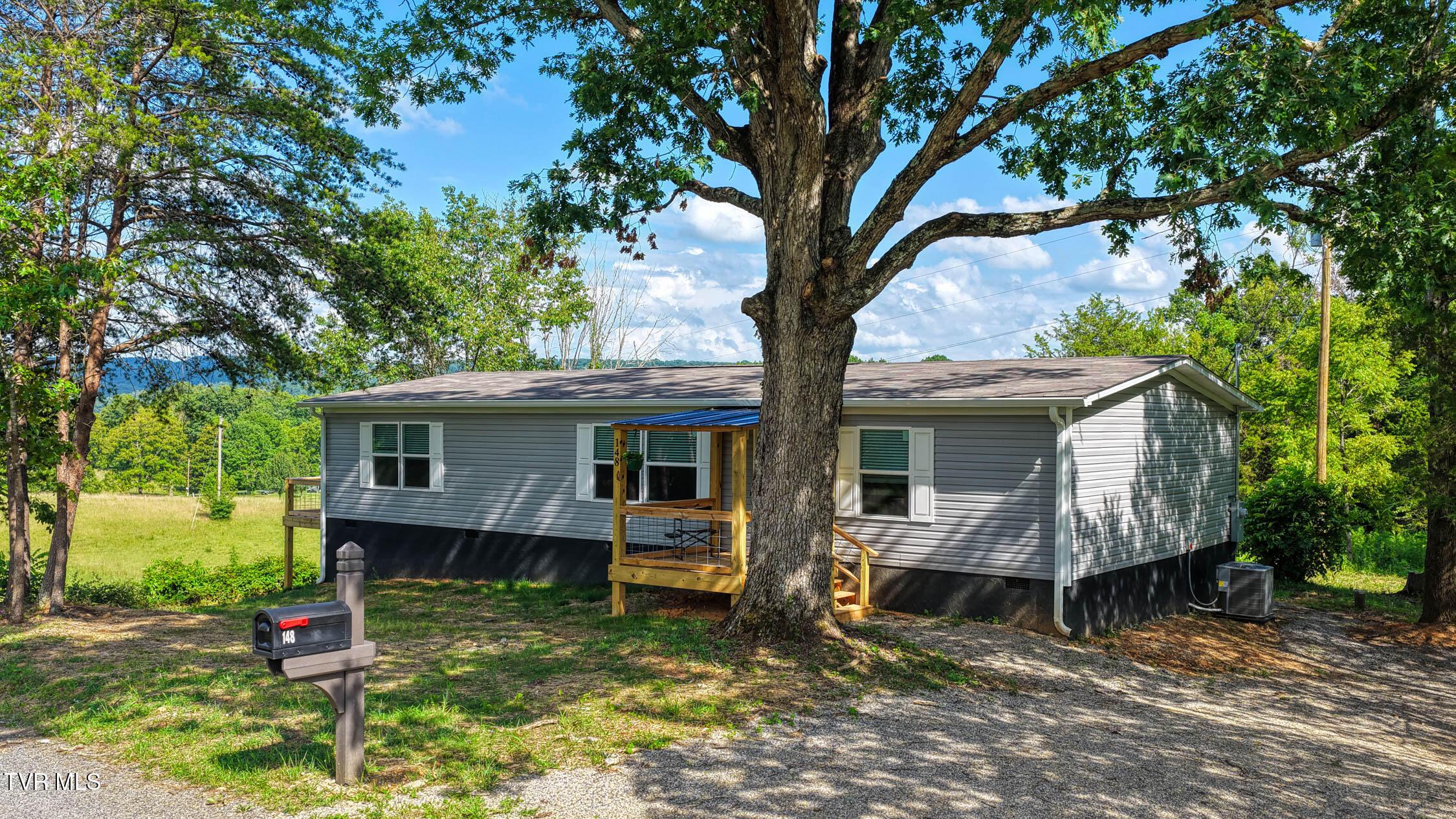 Photo of 3 bed, 2 bath, 1,475 sq ft single family residence at 148 Walker Cemetery Road