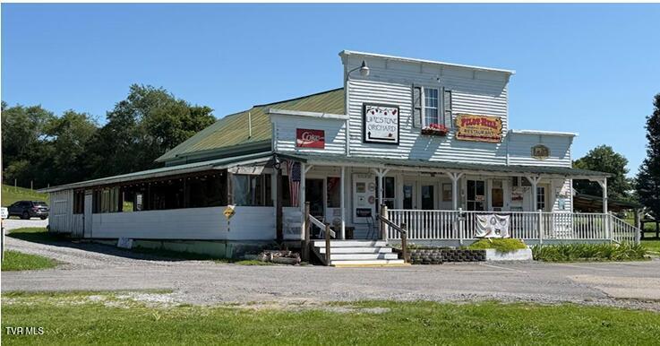 Photo of 2,160 sq ft, 0.85 ac commercial sale at 826 Snapp Bridge Road