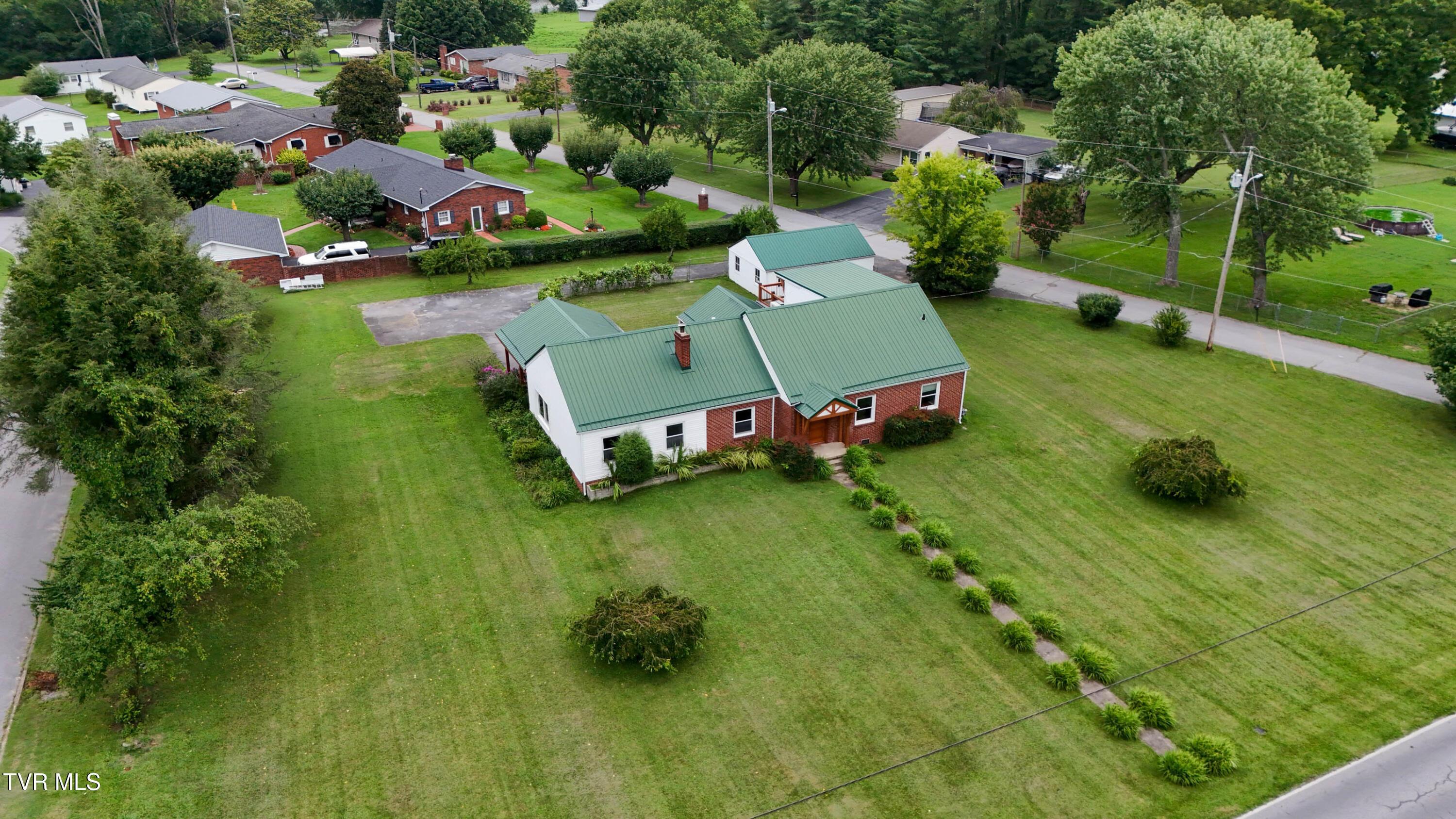 27-print-1121 Broad St Drone JB-28
