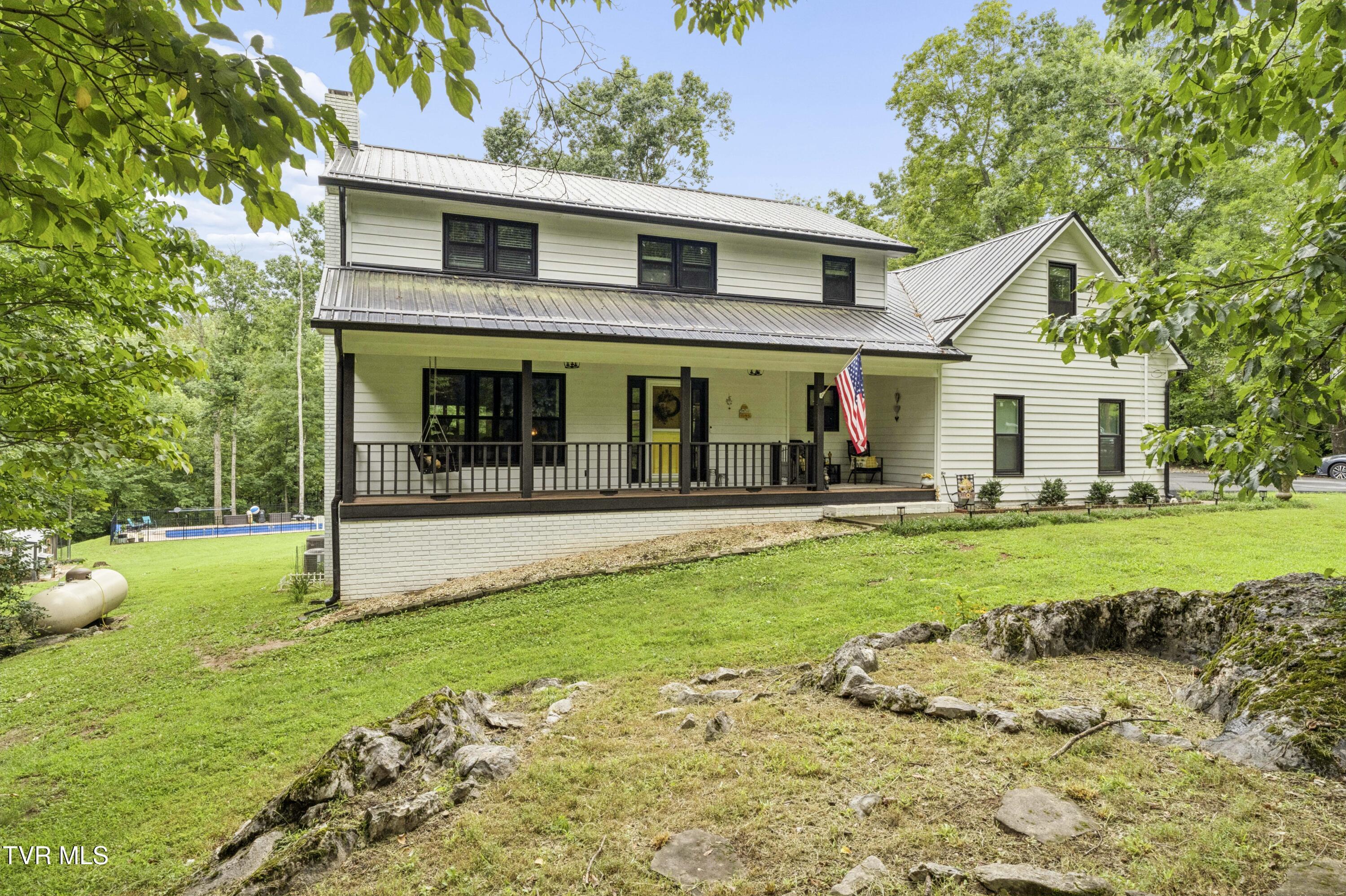 LakeMeadow-67