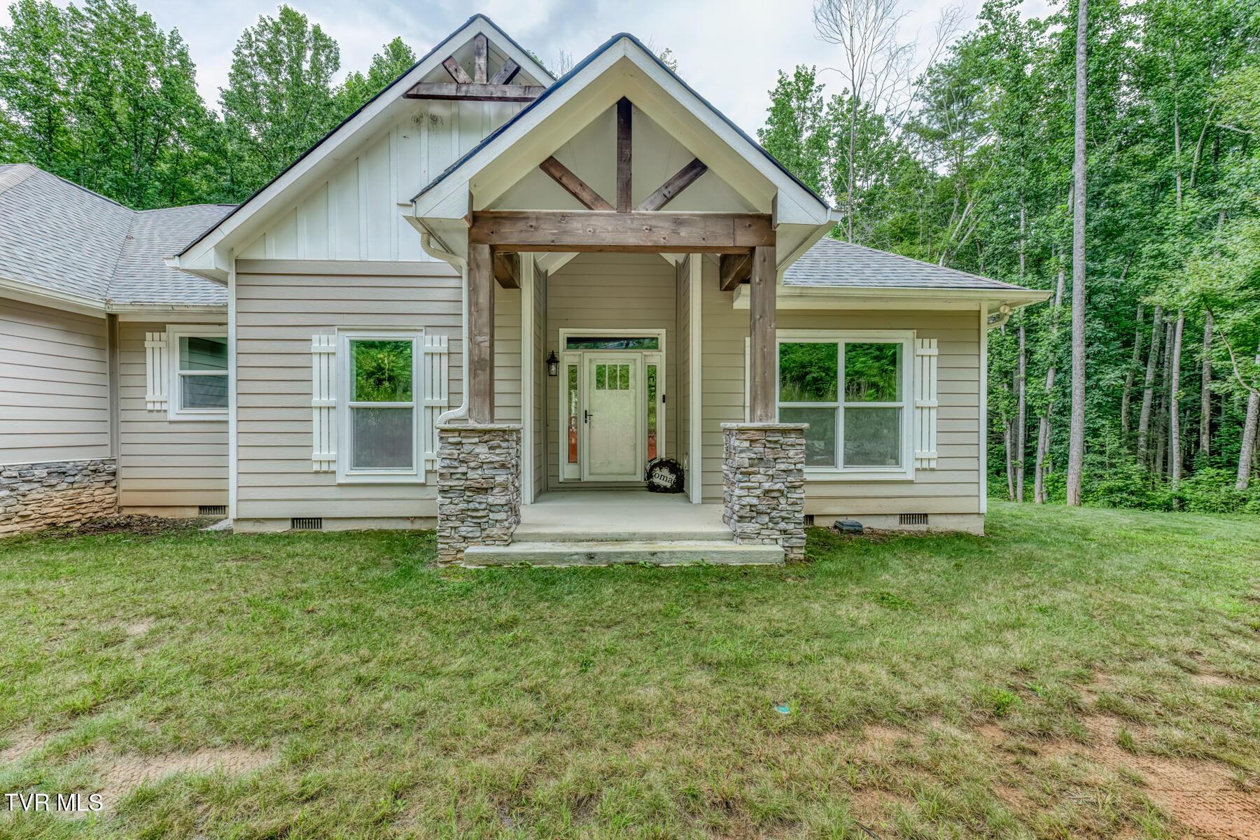 167 Brian Ln-2