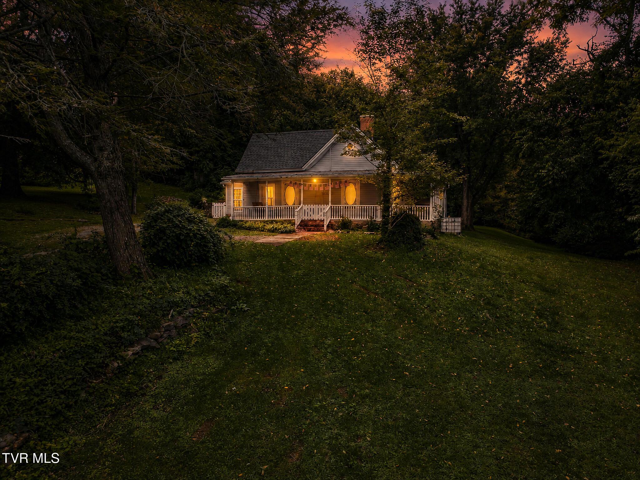 130 Humphreys-71