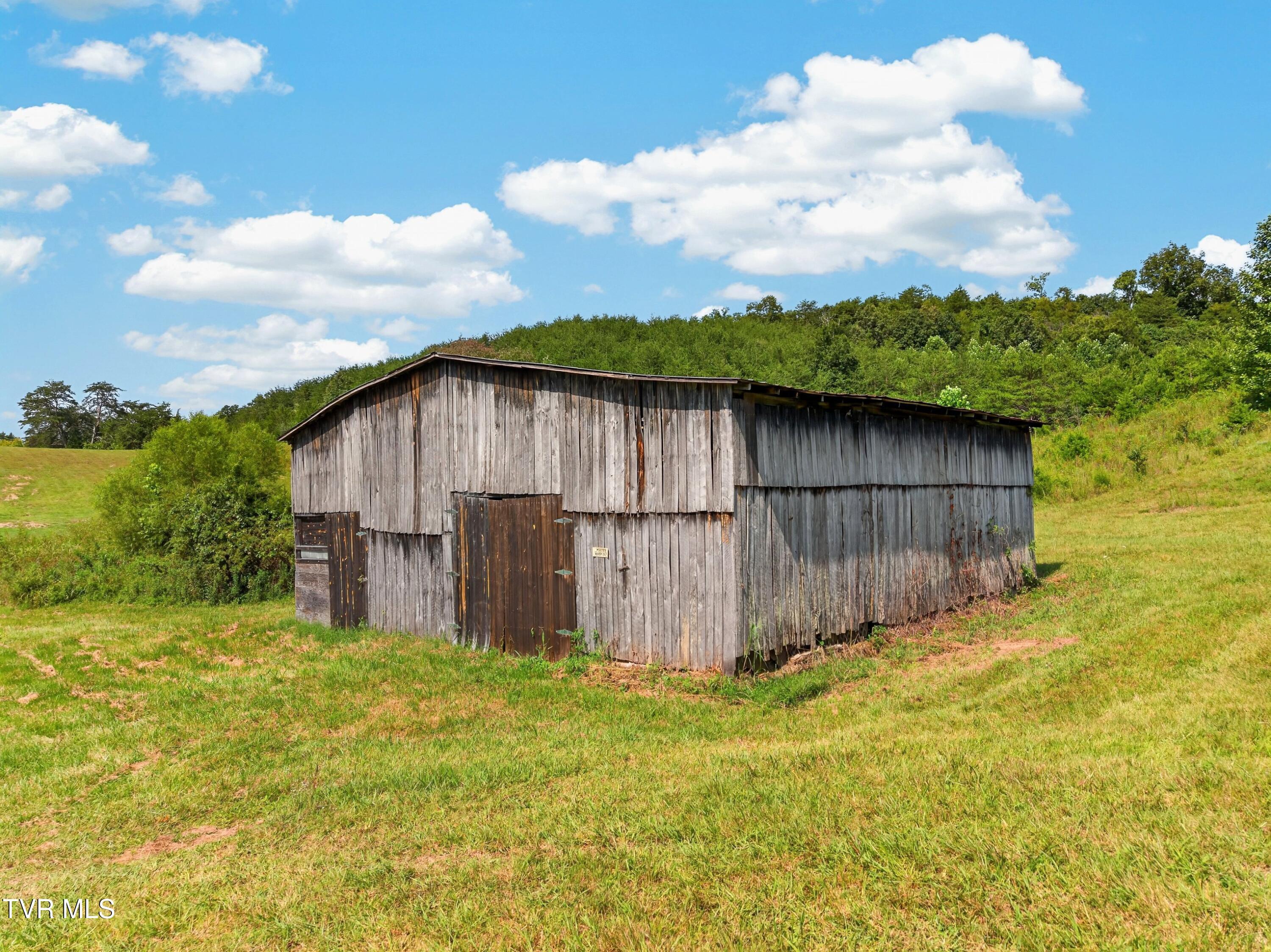 004-SouthForkBranchRoad-TN-37857-SMALL