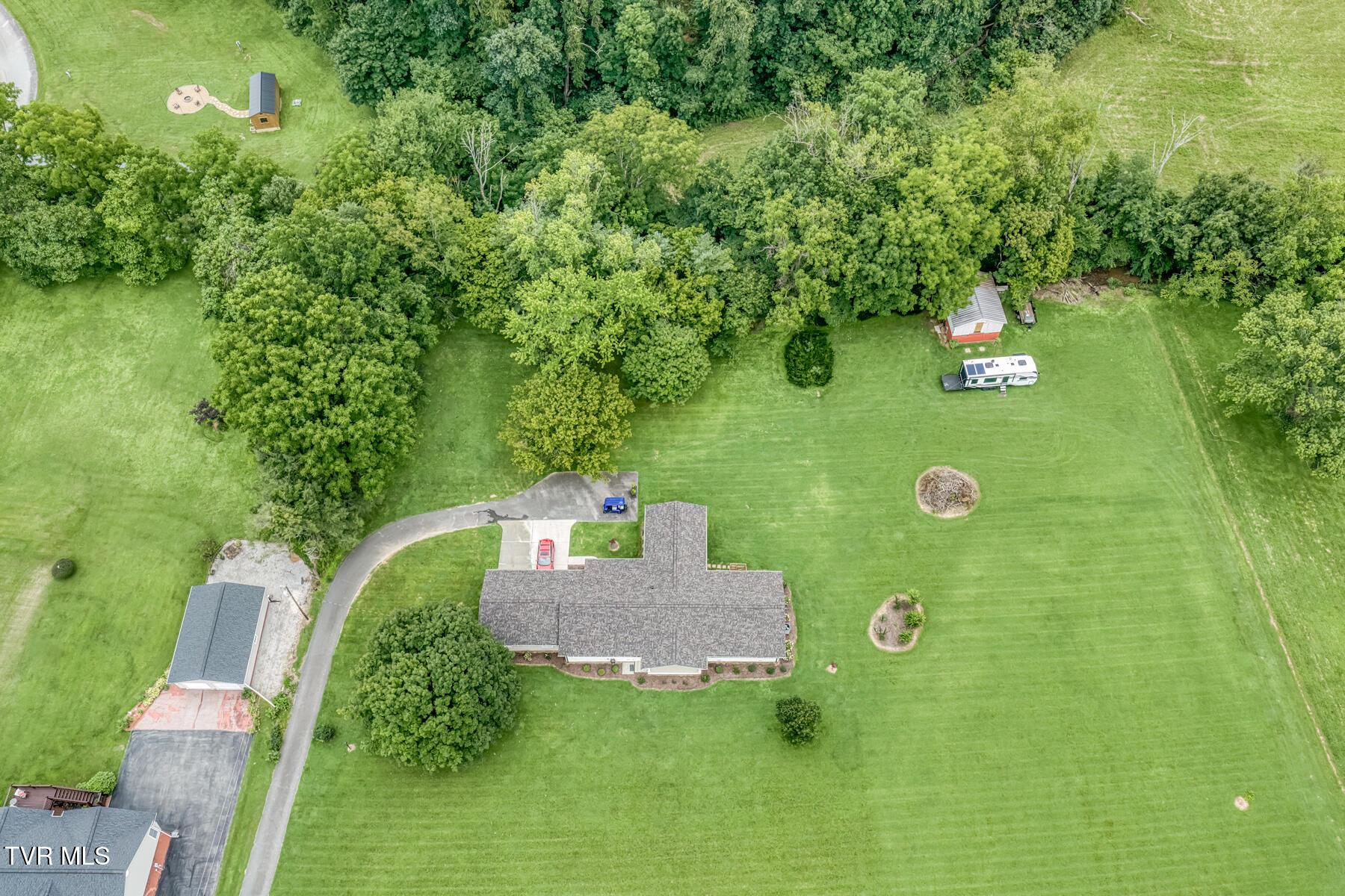 5022 Unicoi Drive-4