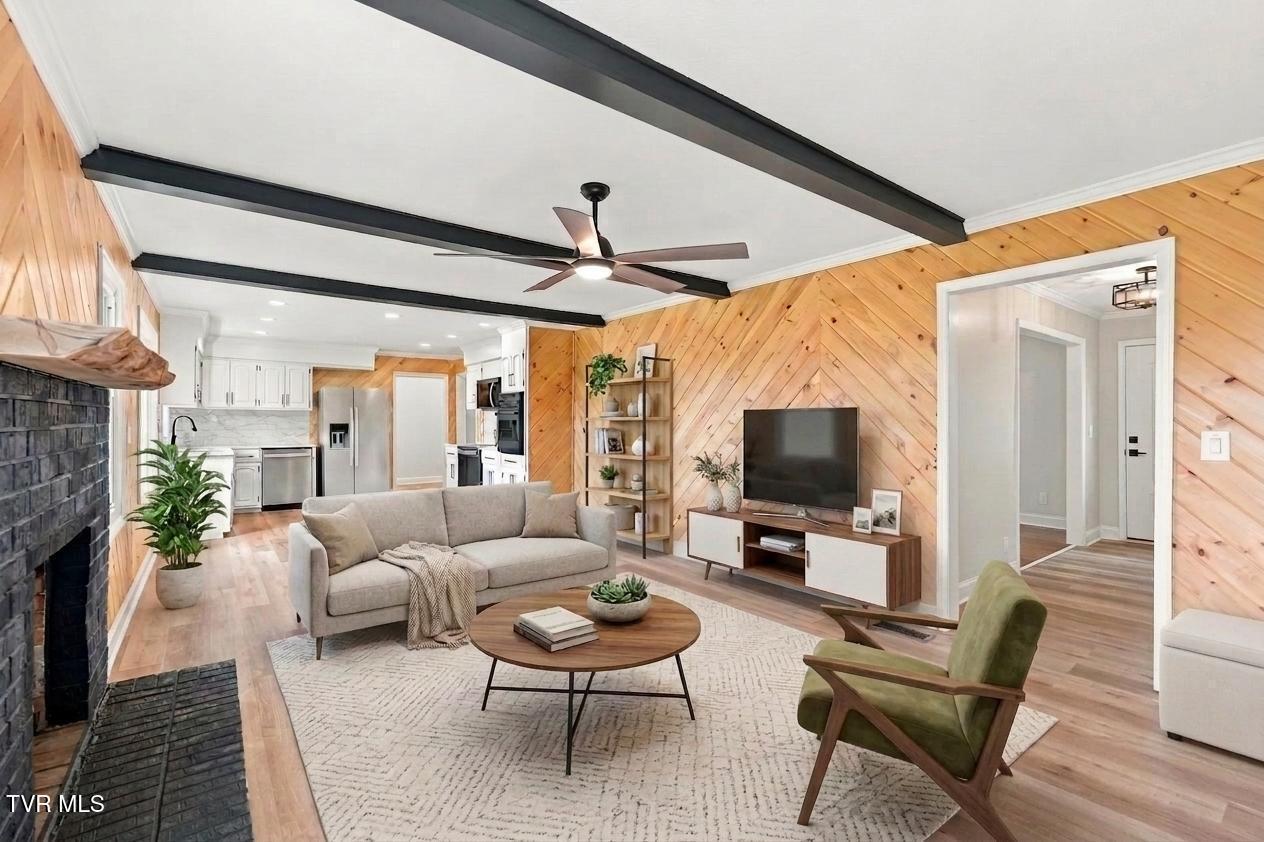 great room virtually staged