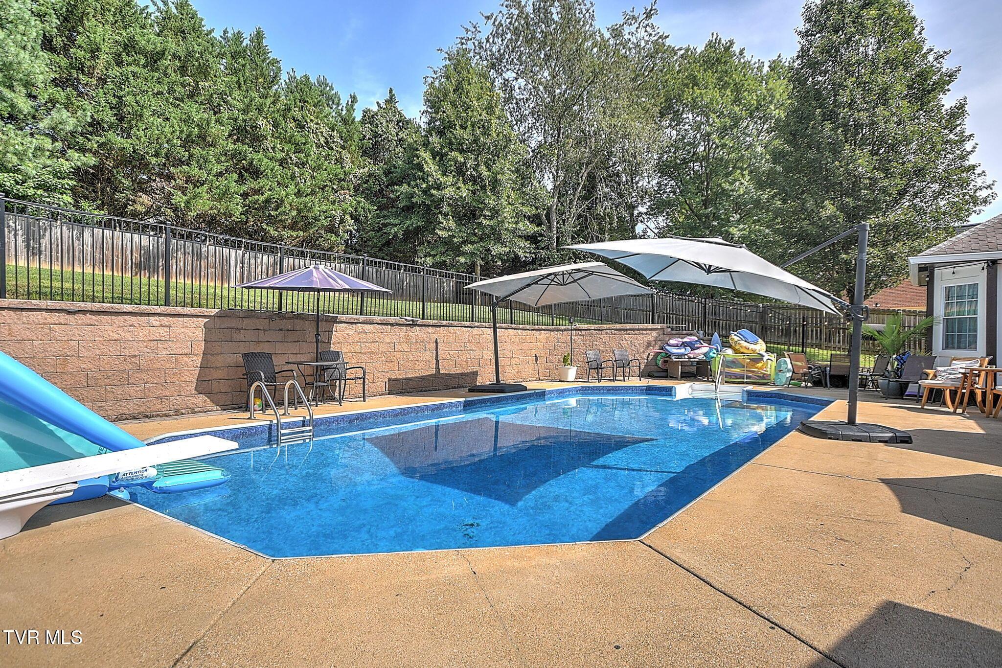 59-web-or-mls-818 Lizbeth Dr CP-60