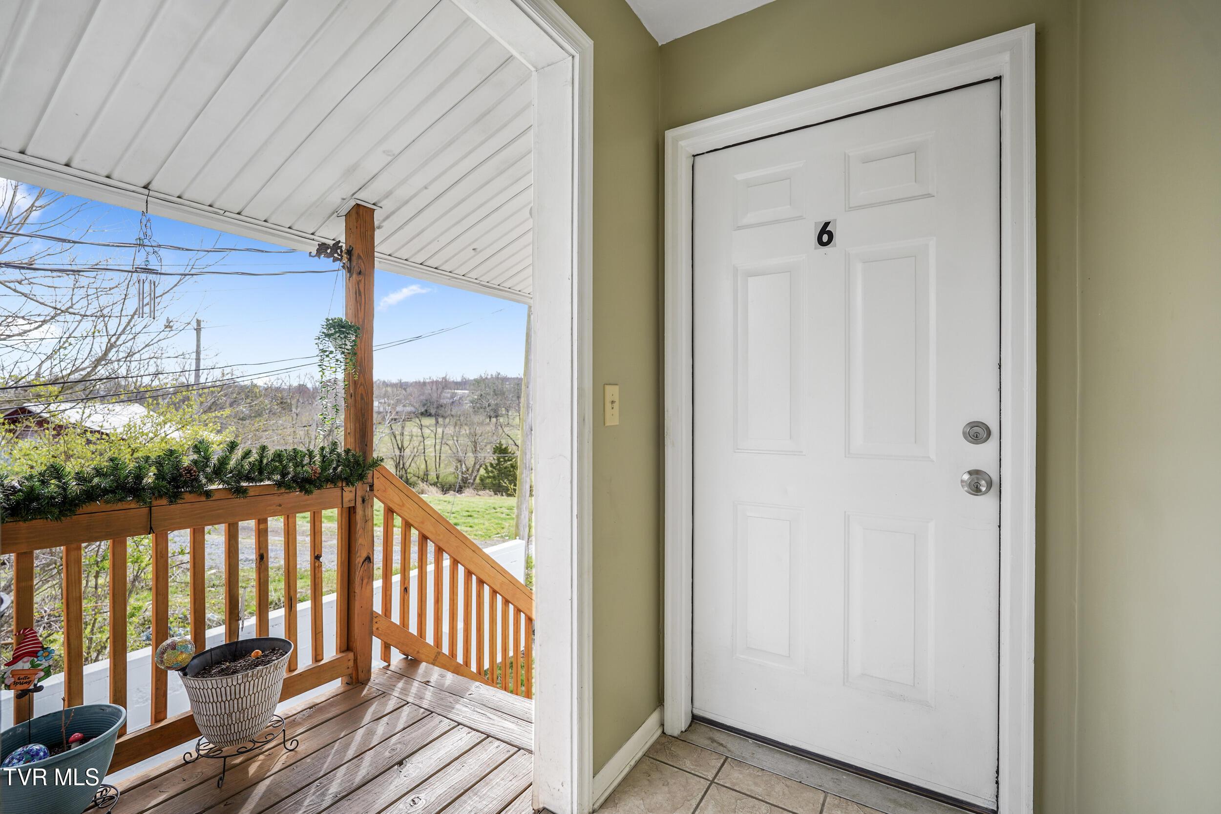 Photo of 2 bed, 1 bath, 1,024 sq ft residential lease at 3847 Highway 394 #6