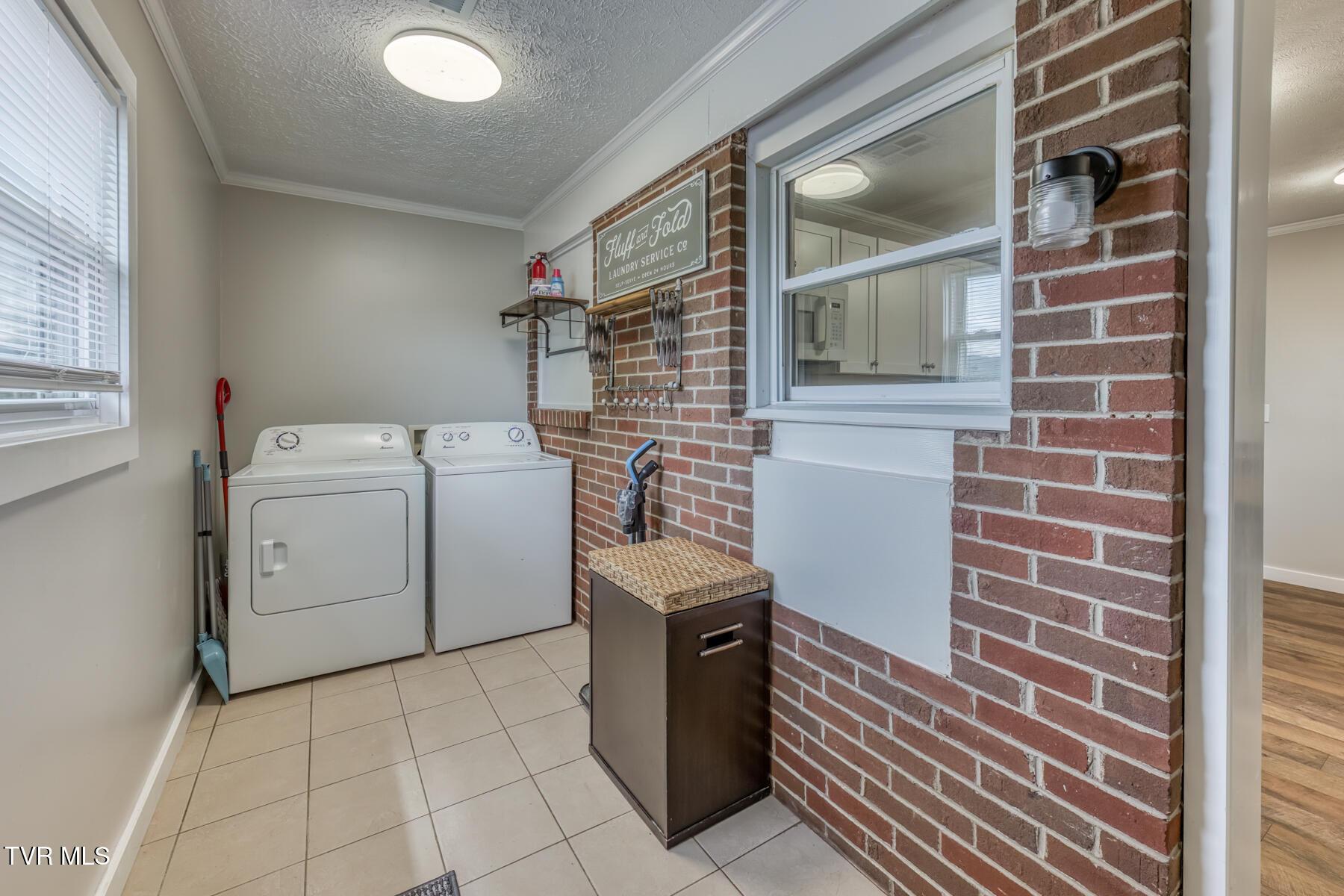 1300 Holyoke St-5