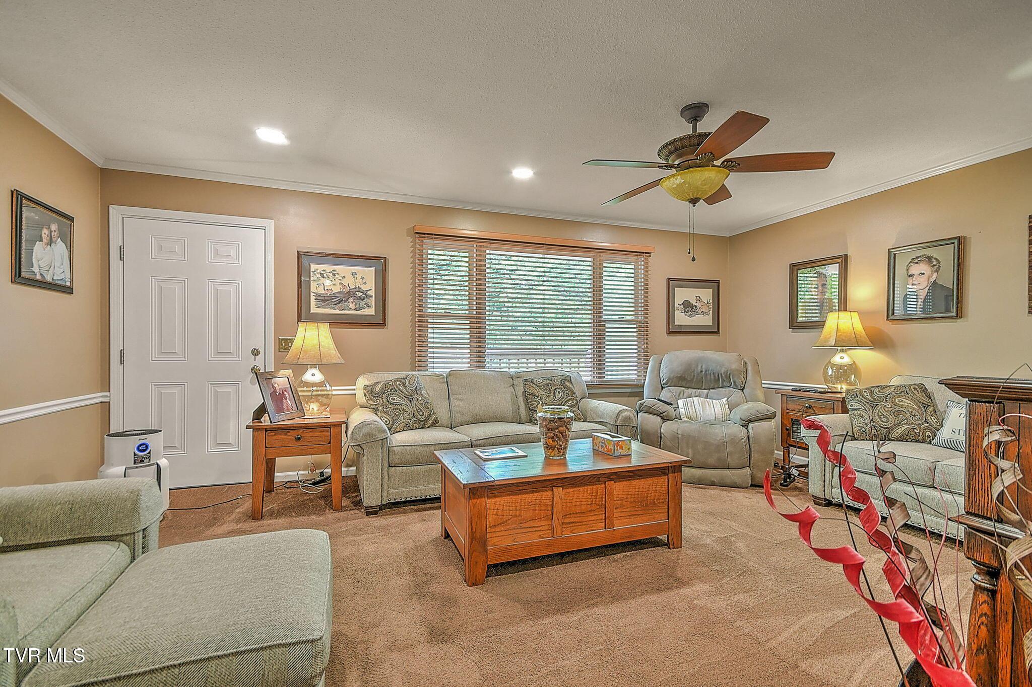 68-web-or-mls-3185 Tiffany JG-69