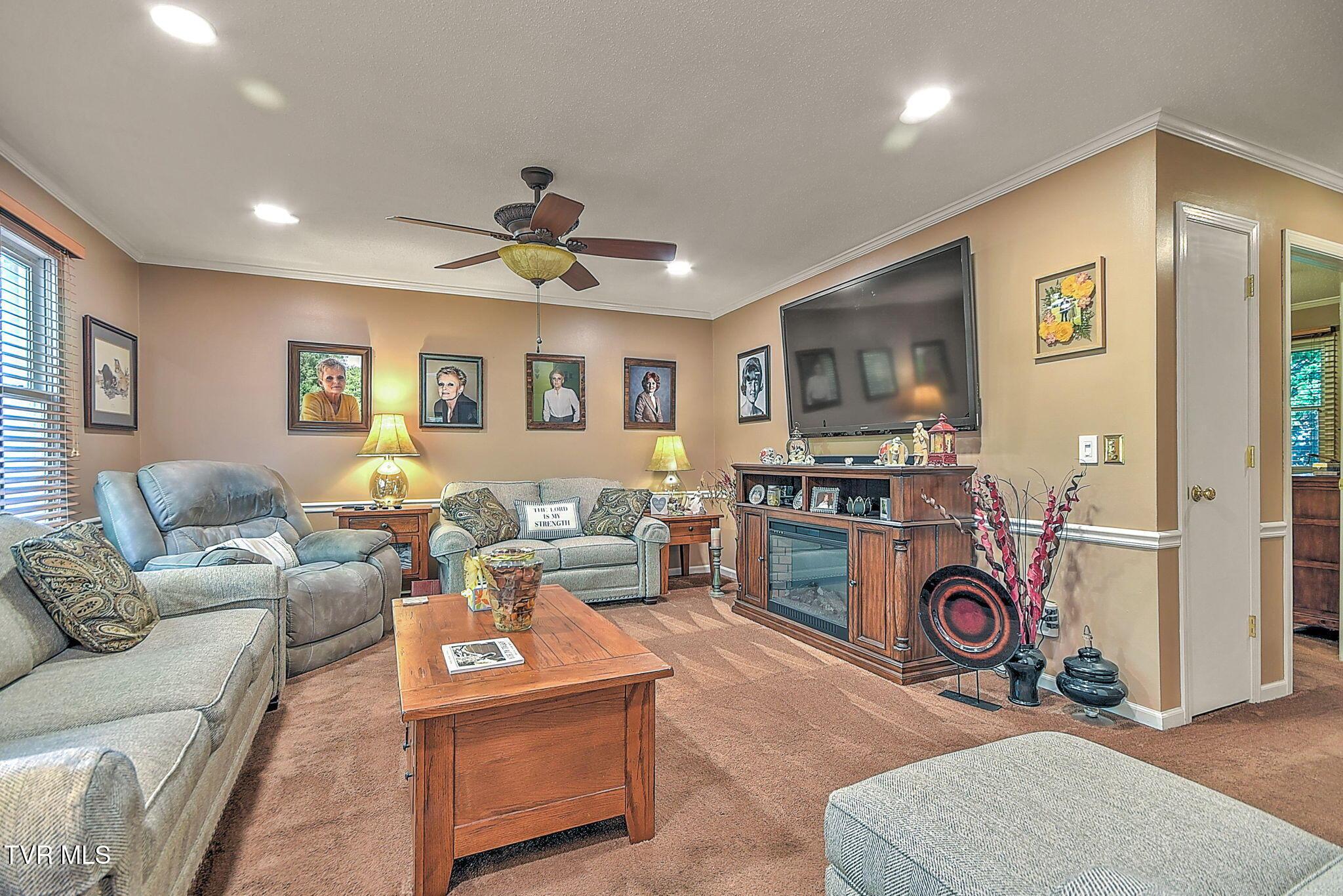 70-web-or-mls-3185 Tiffany JG-71