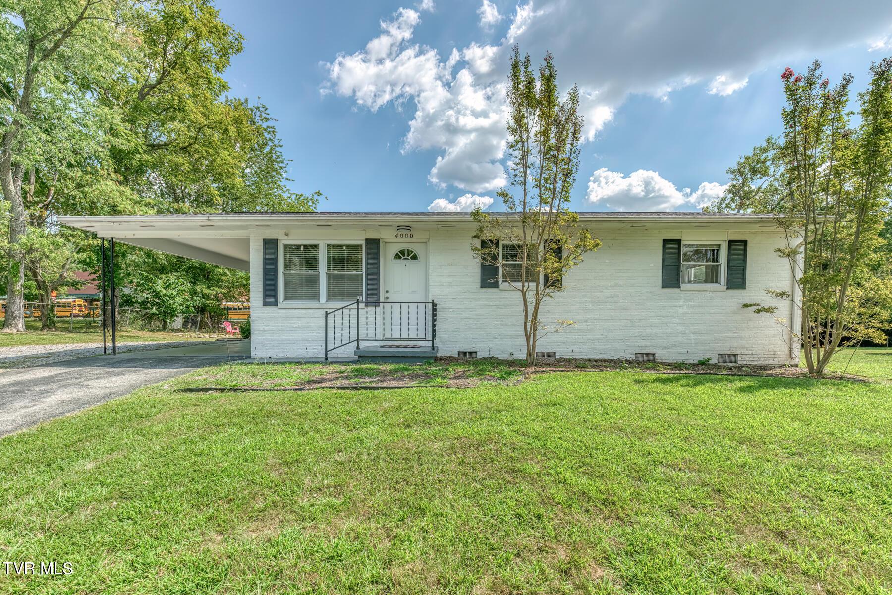 4000 Prescott Dr-1