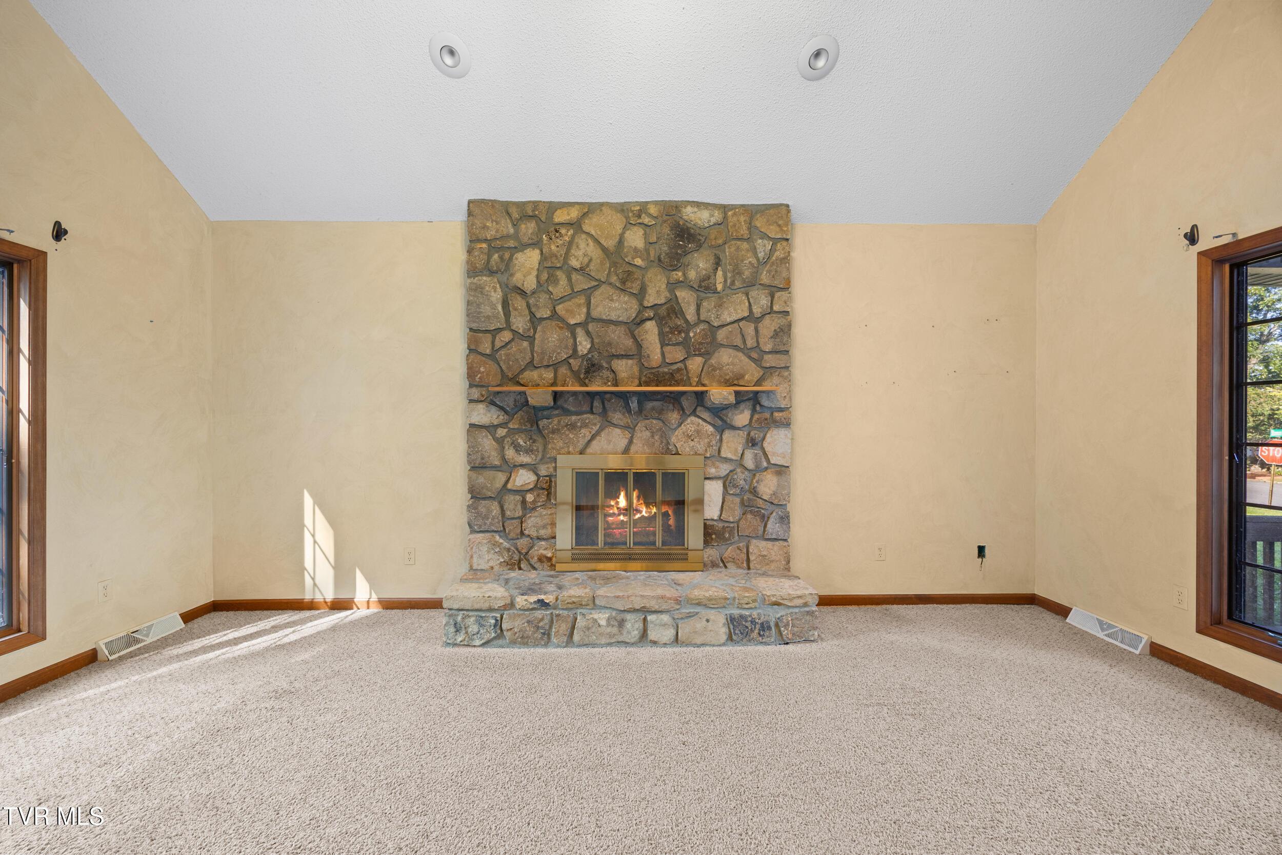 13_101 stanmore drive-3