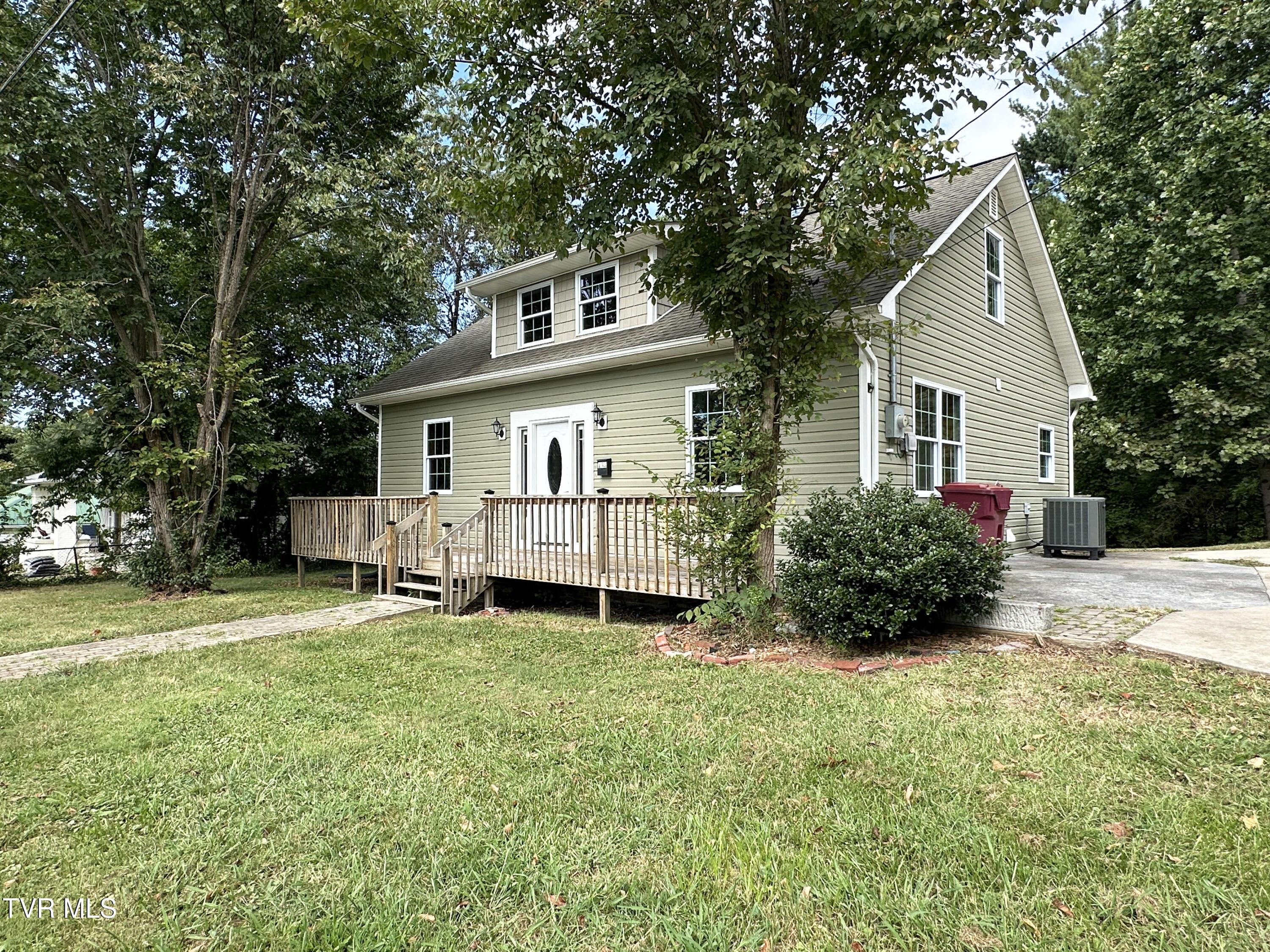 133 E Highland Rd 03