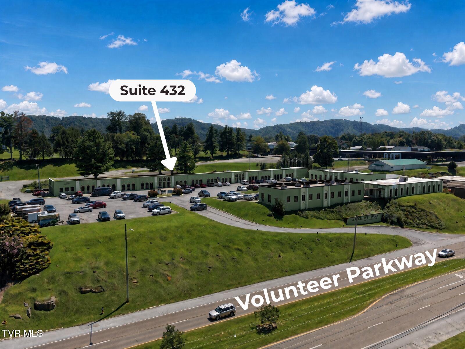 Volunteer Parkway