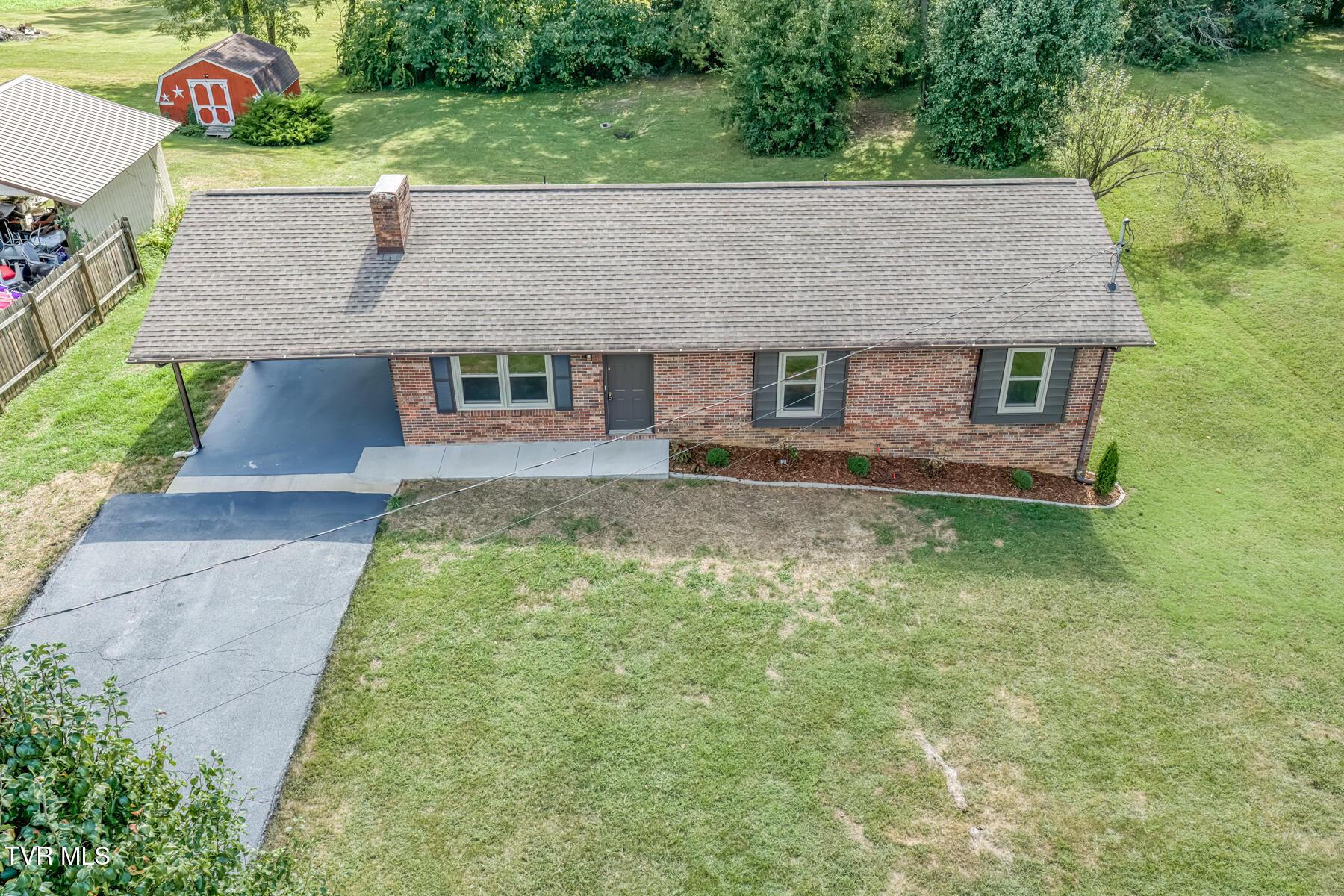 301 Piney Ave-3