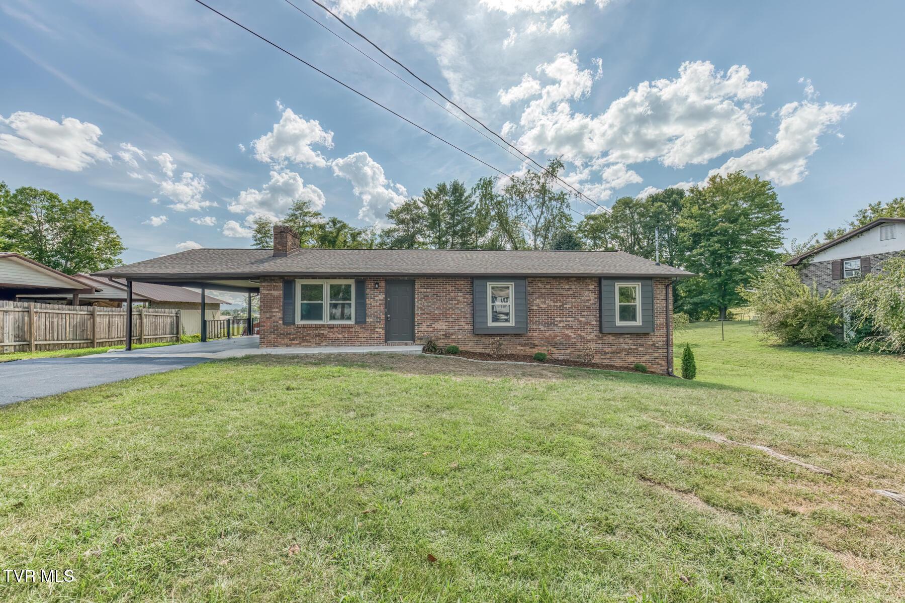 301 Piney Ave-6