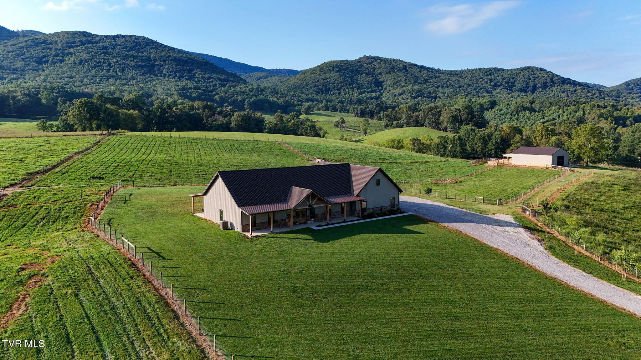 3-web-or-mls-566 Denton Valley Rd Drone