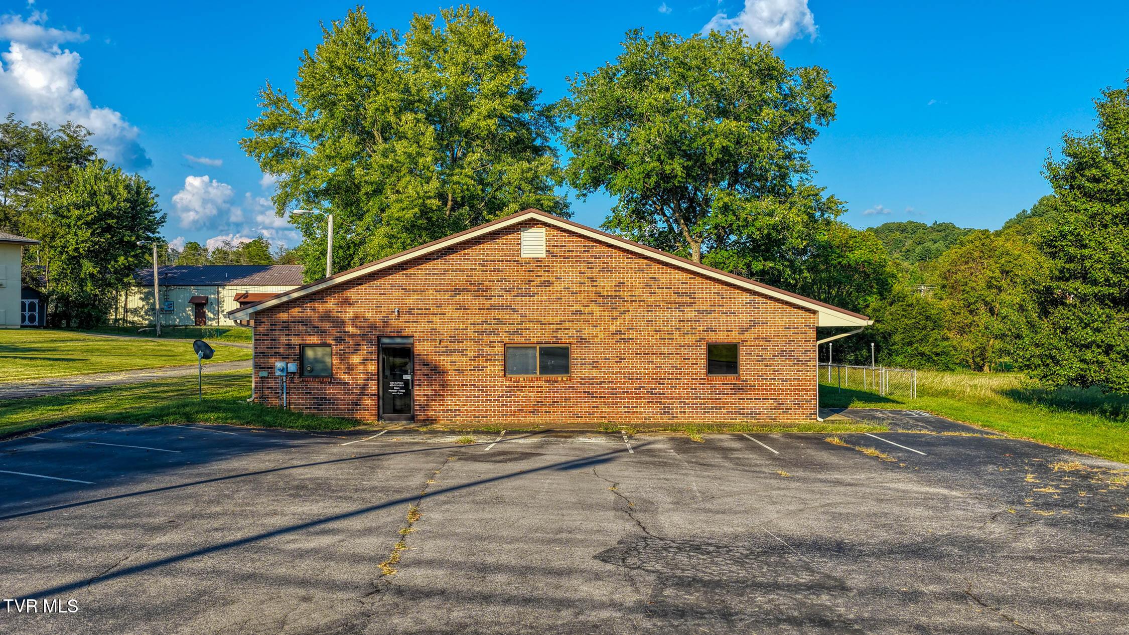 Photo of 3,500 sq ft commercial sale at 116 Burton Road