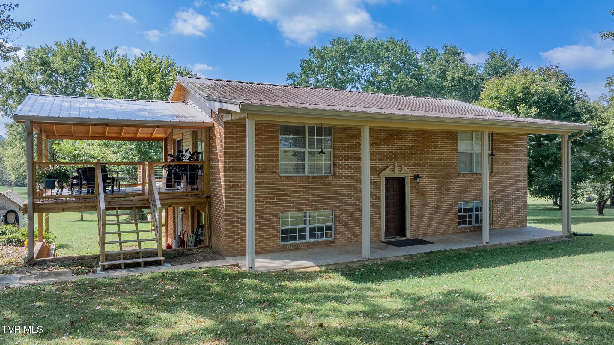 Photo of 2 bed, 1 bath, 2,378 sq ft single family residence at 1325 Mink Creek Road
