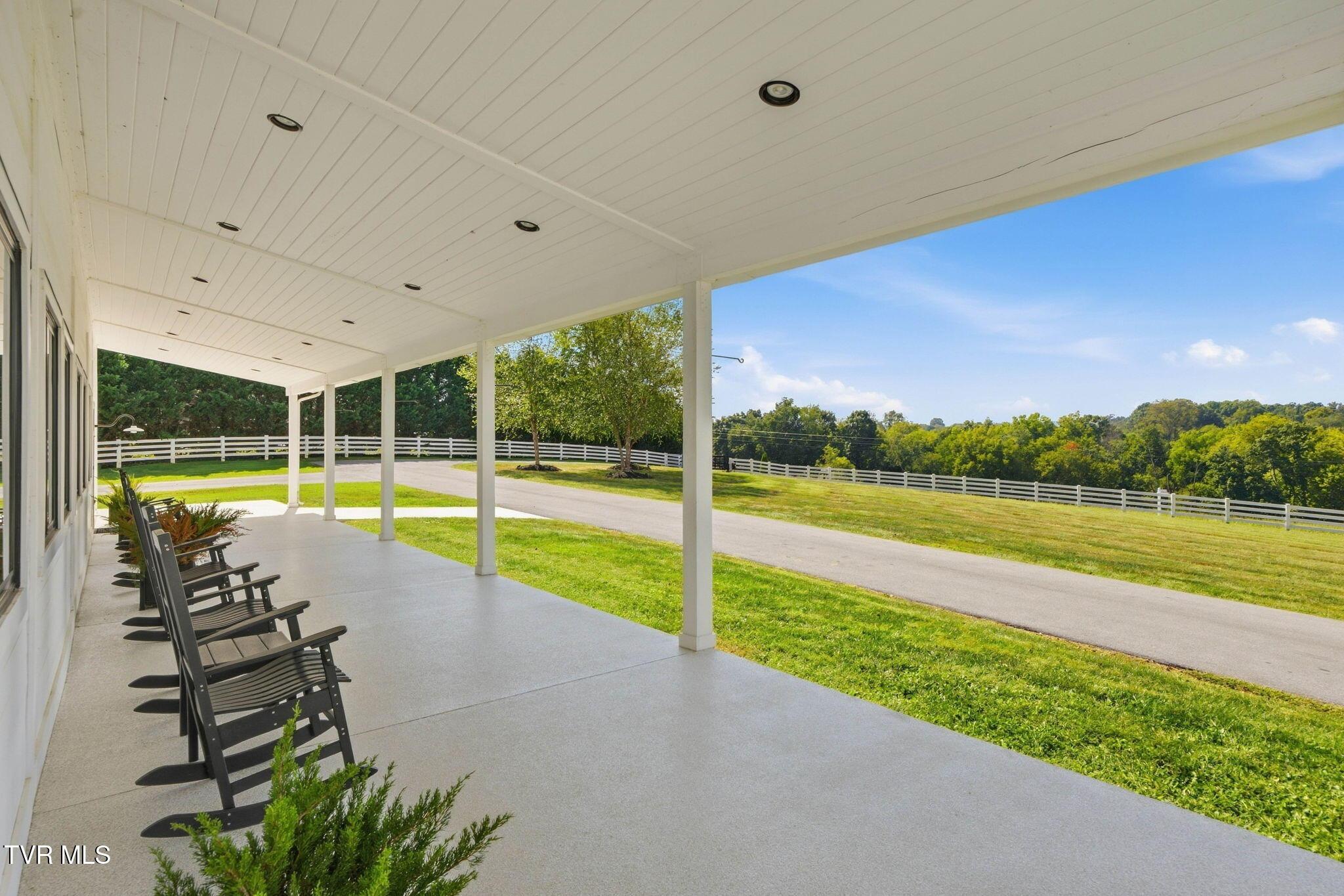139-web-or-mls-520 Buckingham Rd Reshoot