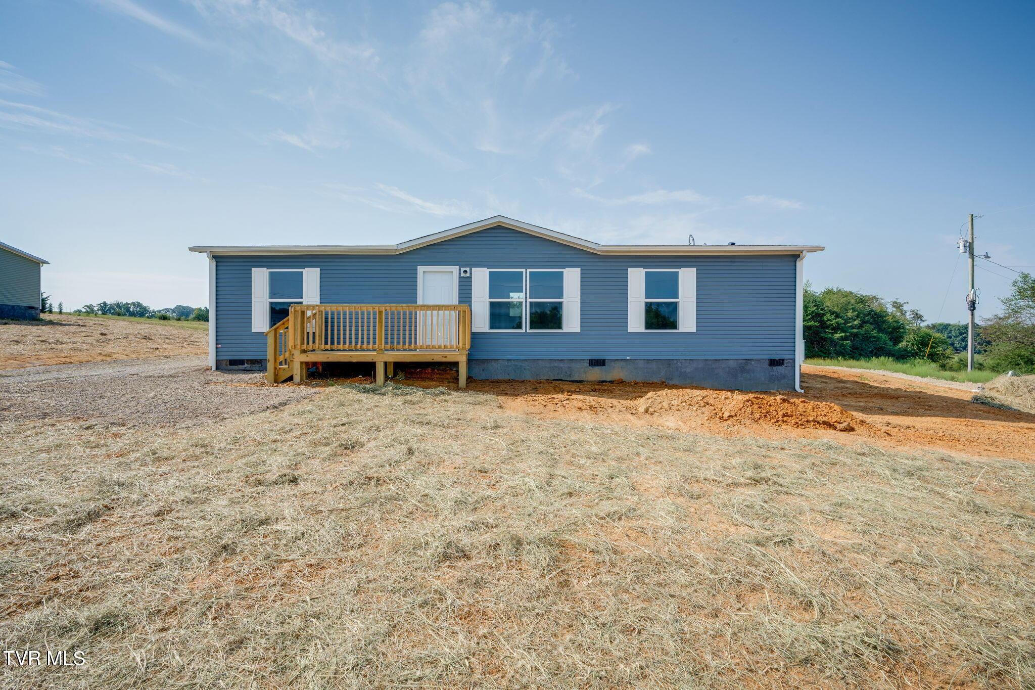 Photo of 3 bed, 2 bath, 1,264 sq ft single family residence at 880 Maupin Road