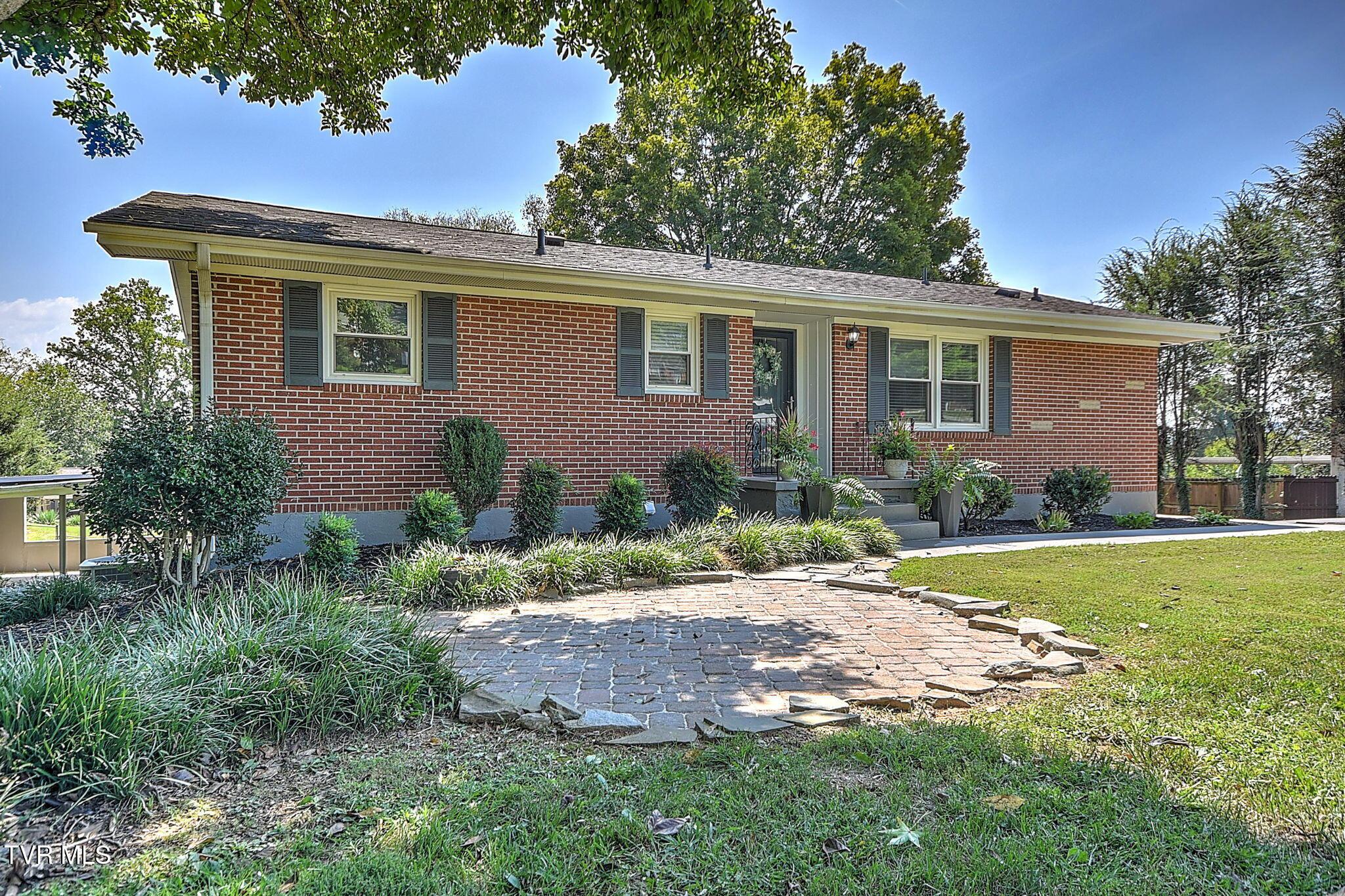 1-web-or-mls-1721 Holston DK-7