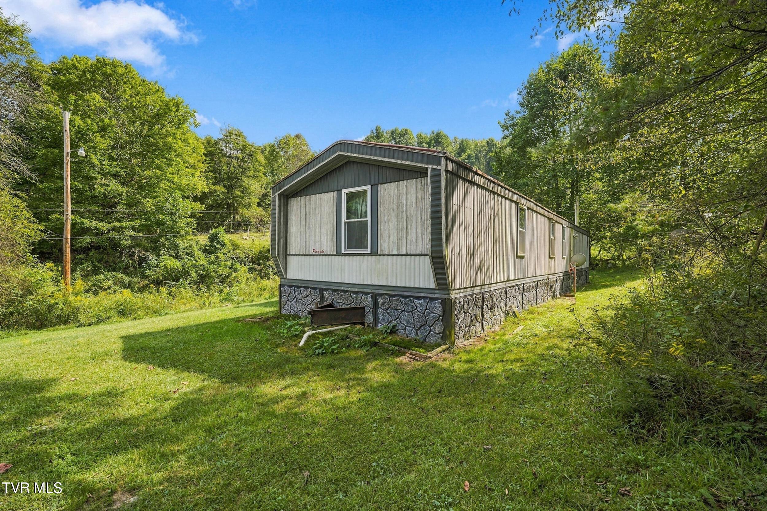 13_268 fred price rd-21