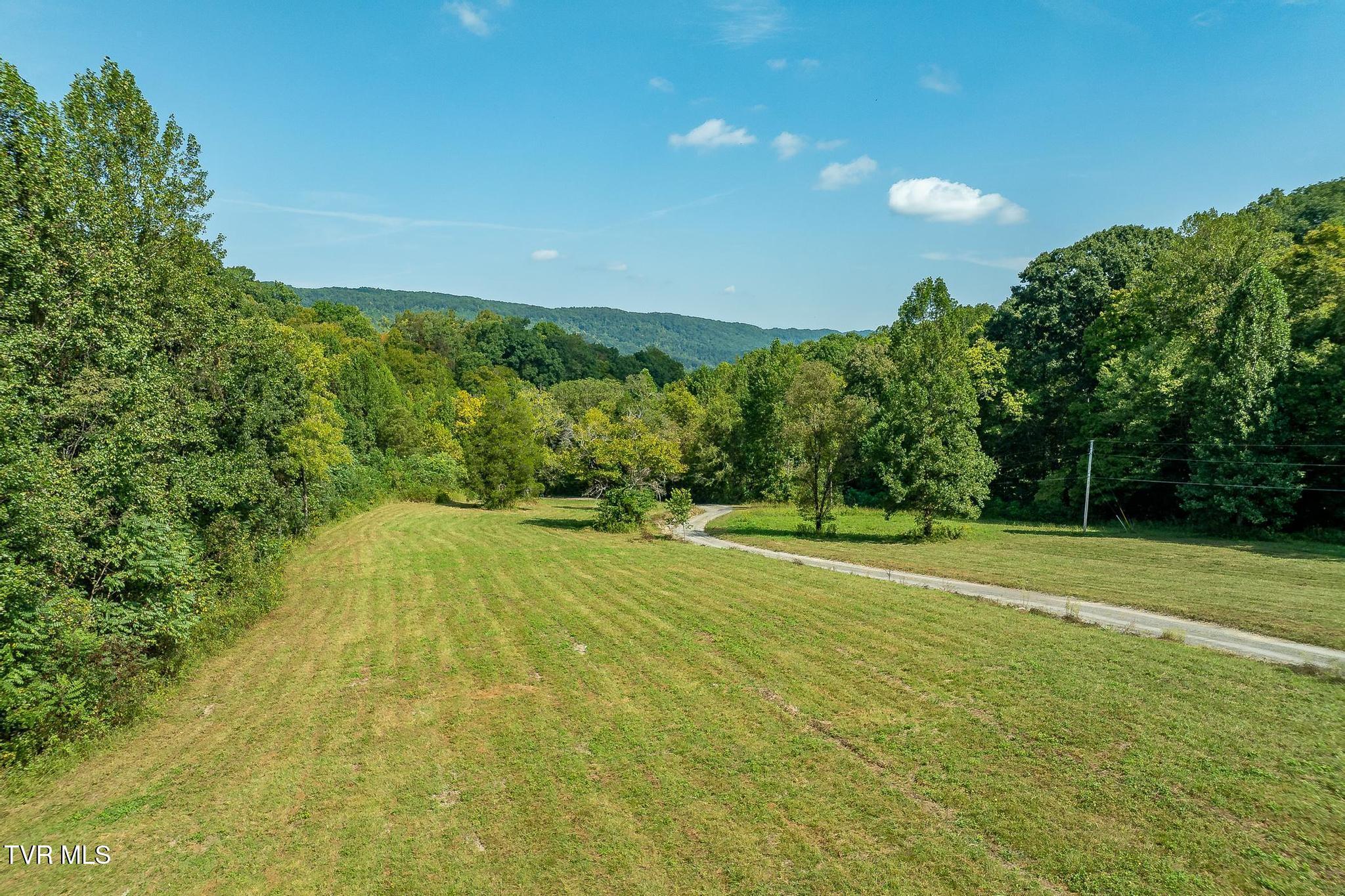 280 McMillian Road (35 of 163)
